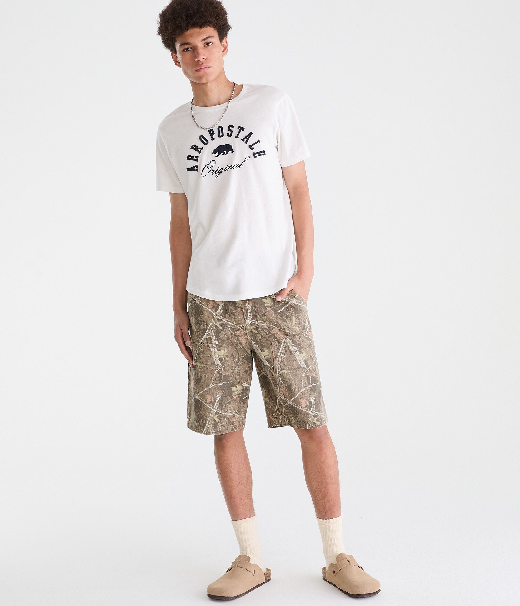 Aeropostale Bear Appliqu&eacute; Graphic Tee