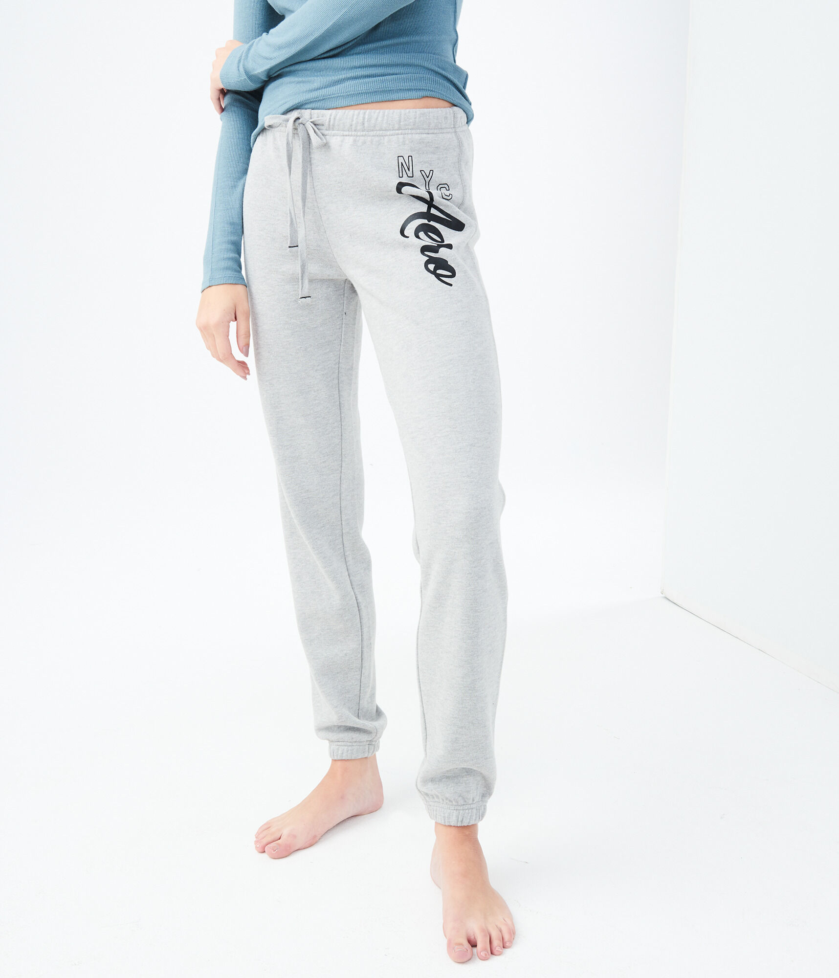 Final Sale -NYC Aero Script Classic Cinch Sweatpants