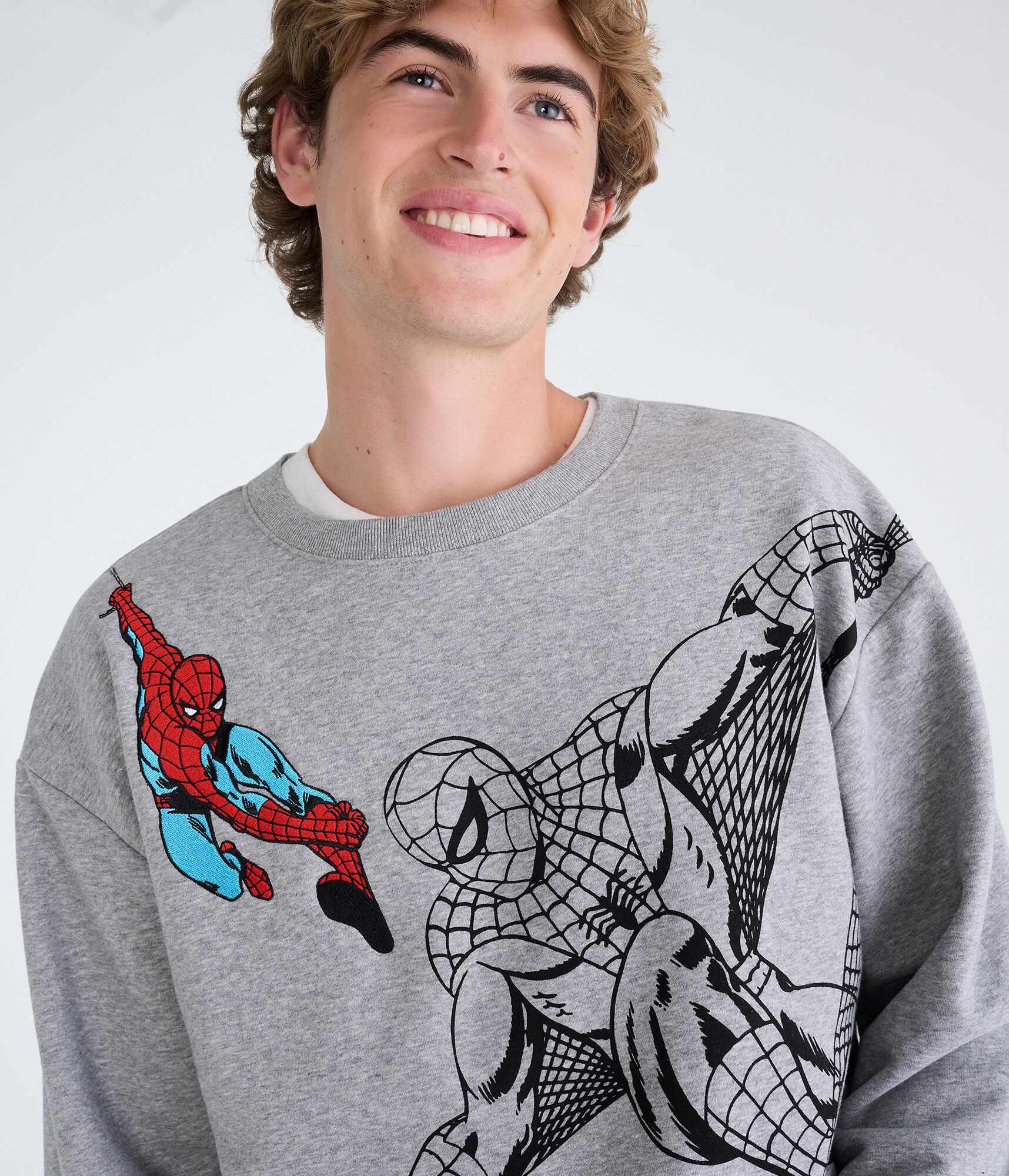 Marvel | A&eacute;ropostale Spider-Man Web Slinger Crew Sweatshirt