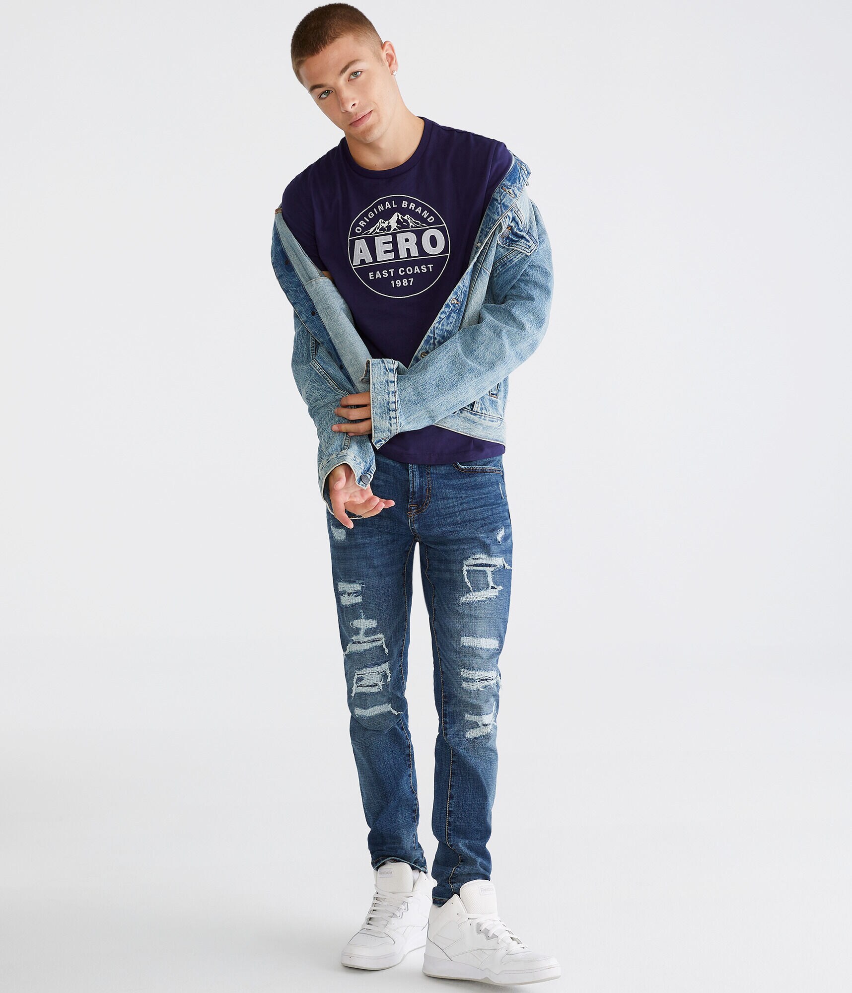 Aero Mountain Circle Appliqu&eacute; Graphic Tee