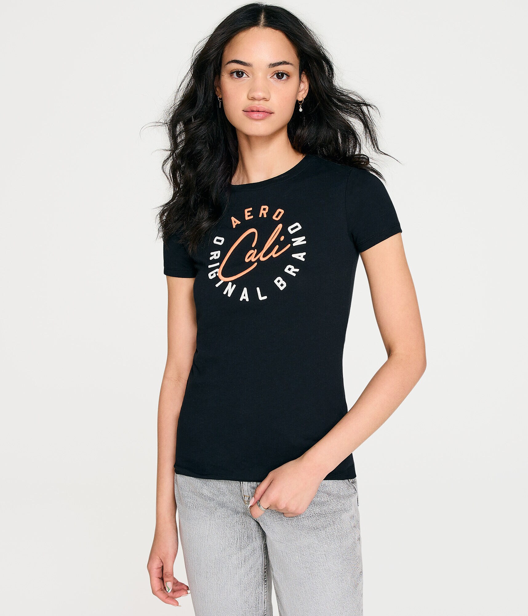 Aero Cali Circle Graphic Tee