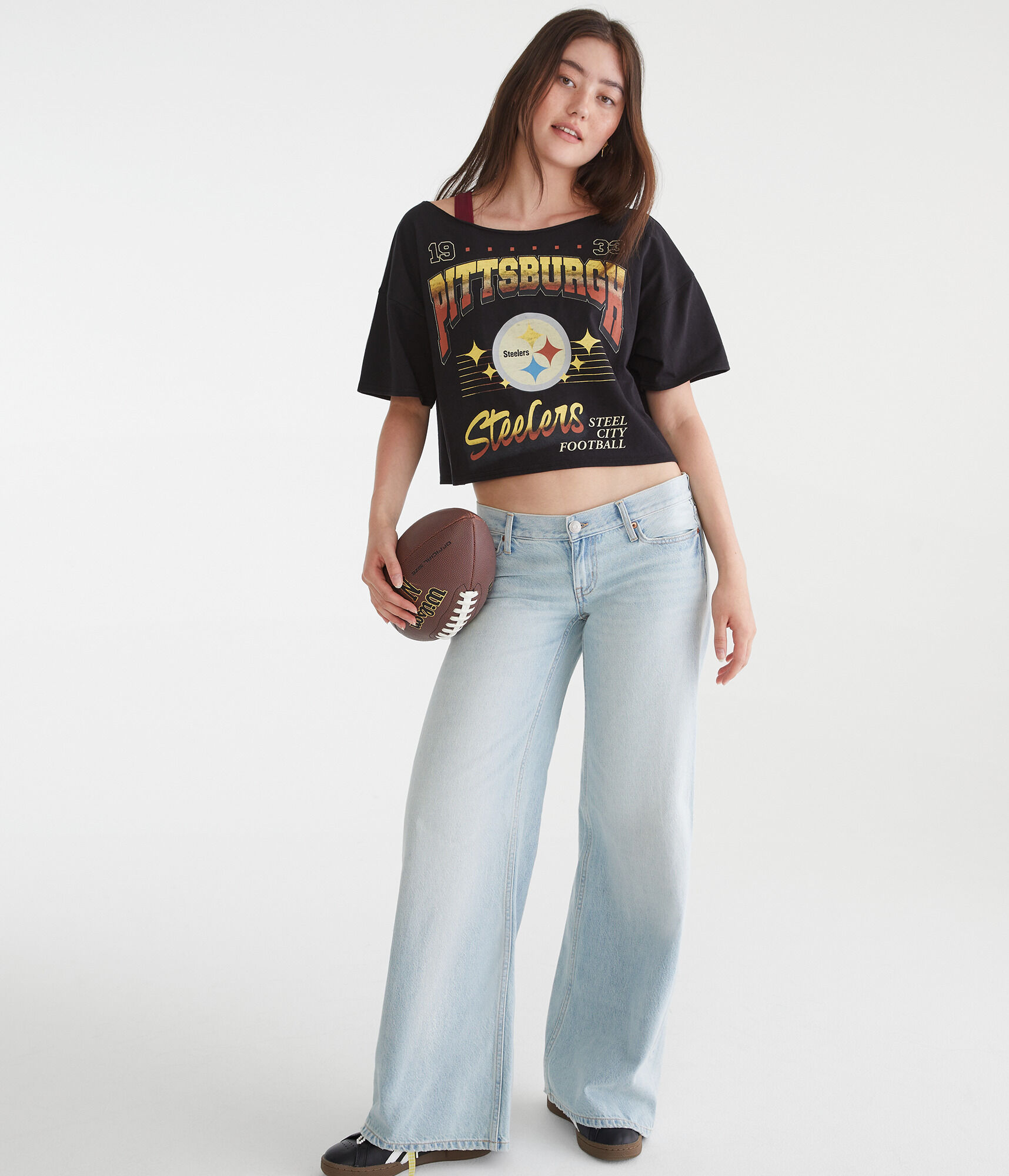 Pittsburgh Steelers Cropped Off-The-Shoulder Graphic Tee