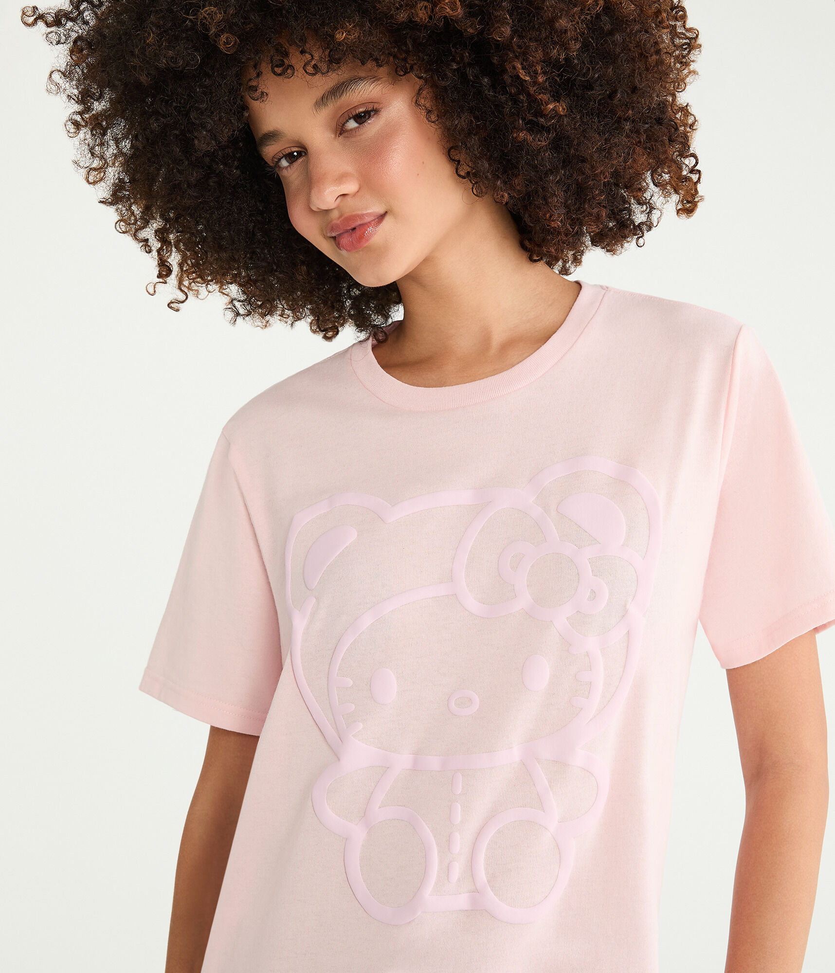 Hello Kitty | Aero Tonal Teddy Oversized Graphic Tee