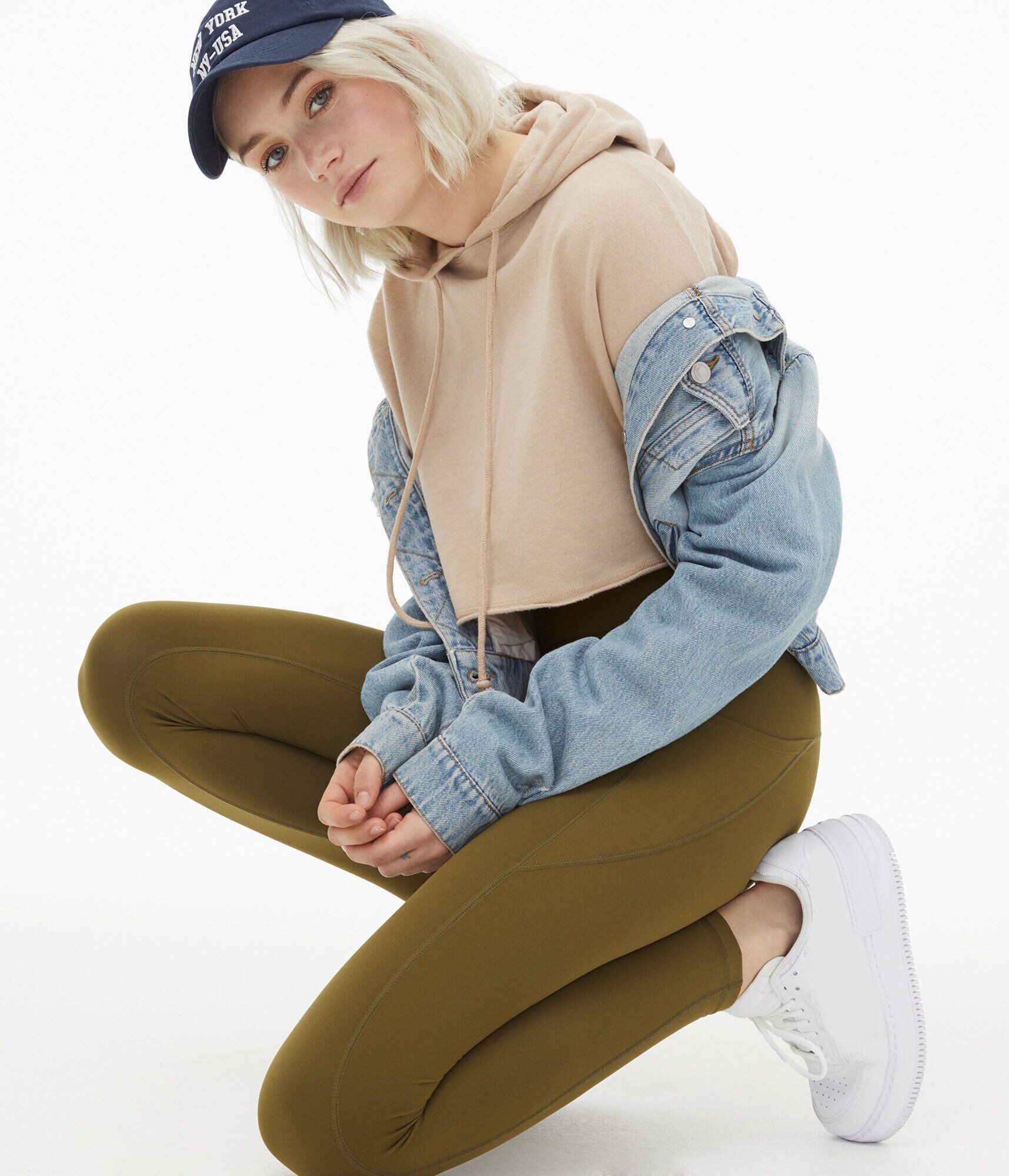 Air Softspun Ultra High-Rise Curvy Pocket Leggings