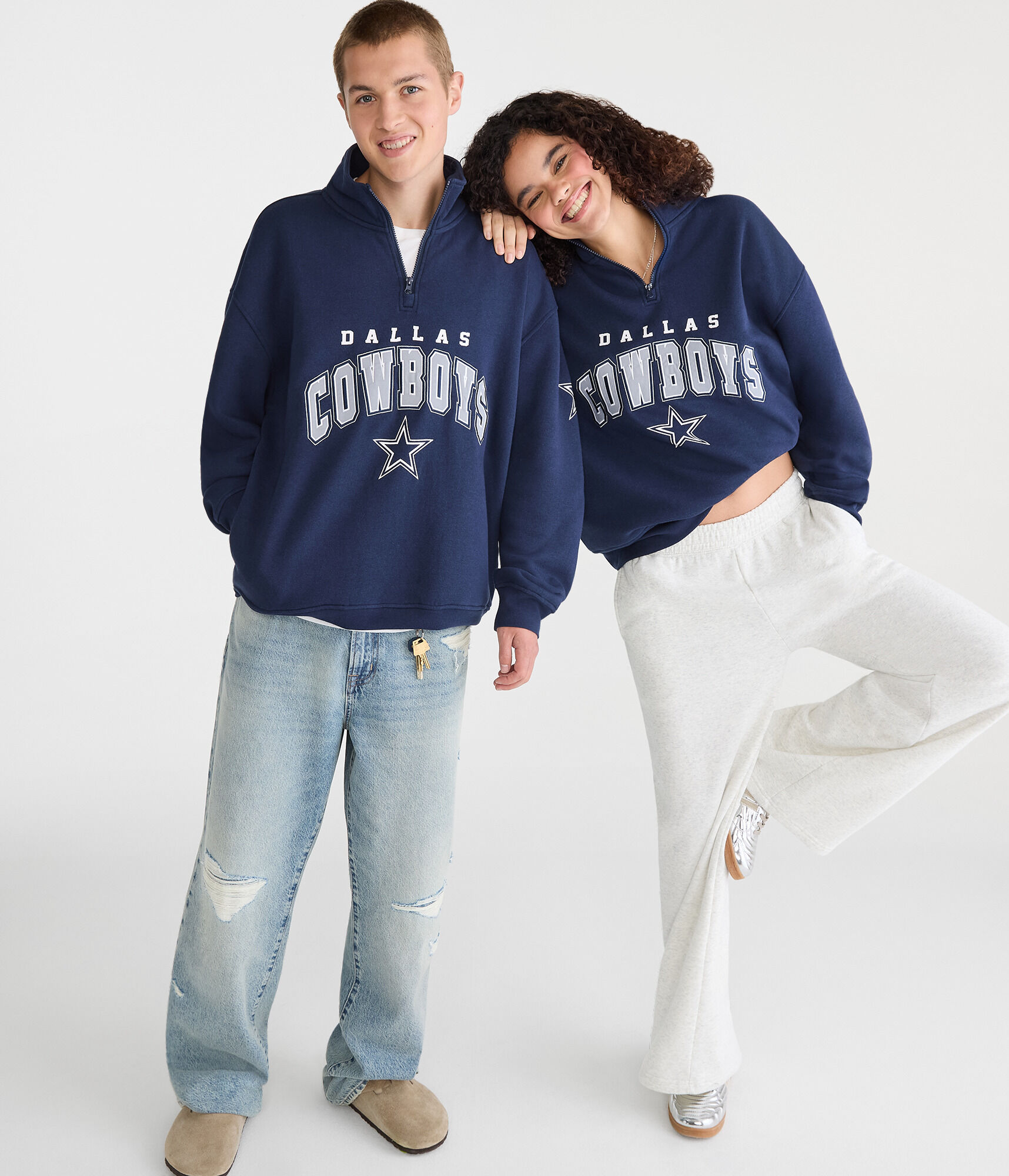 Dallas Cowboys Quarter-Zip Sweatshirt