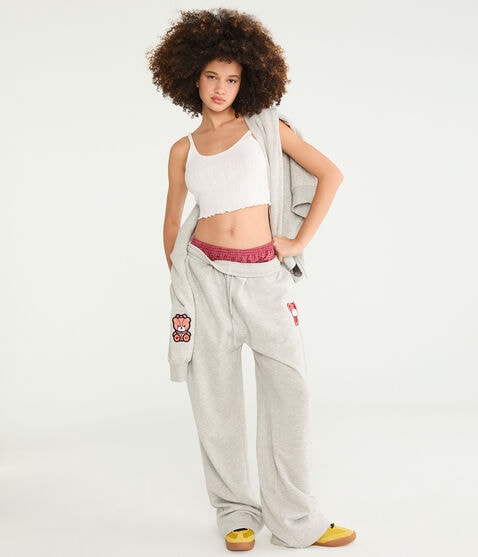 Hello Kitty | Aero Heart Bear Straight Leg Sweatpants Hello Kitty | Aero Heart Bear Straight Leg Sweatpants