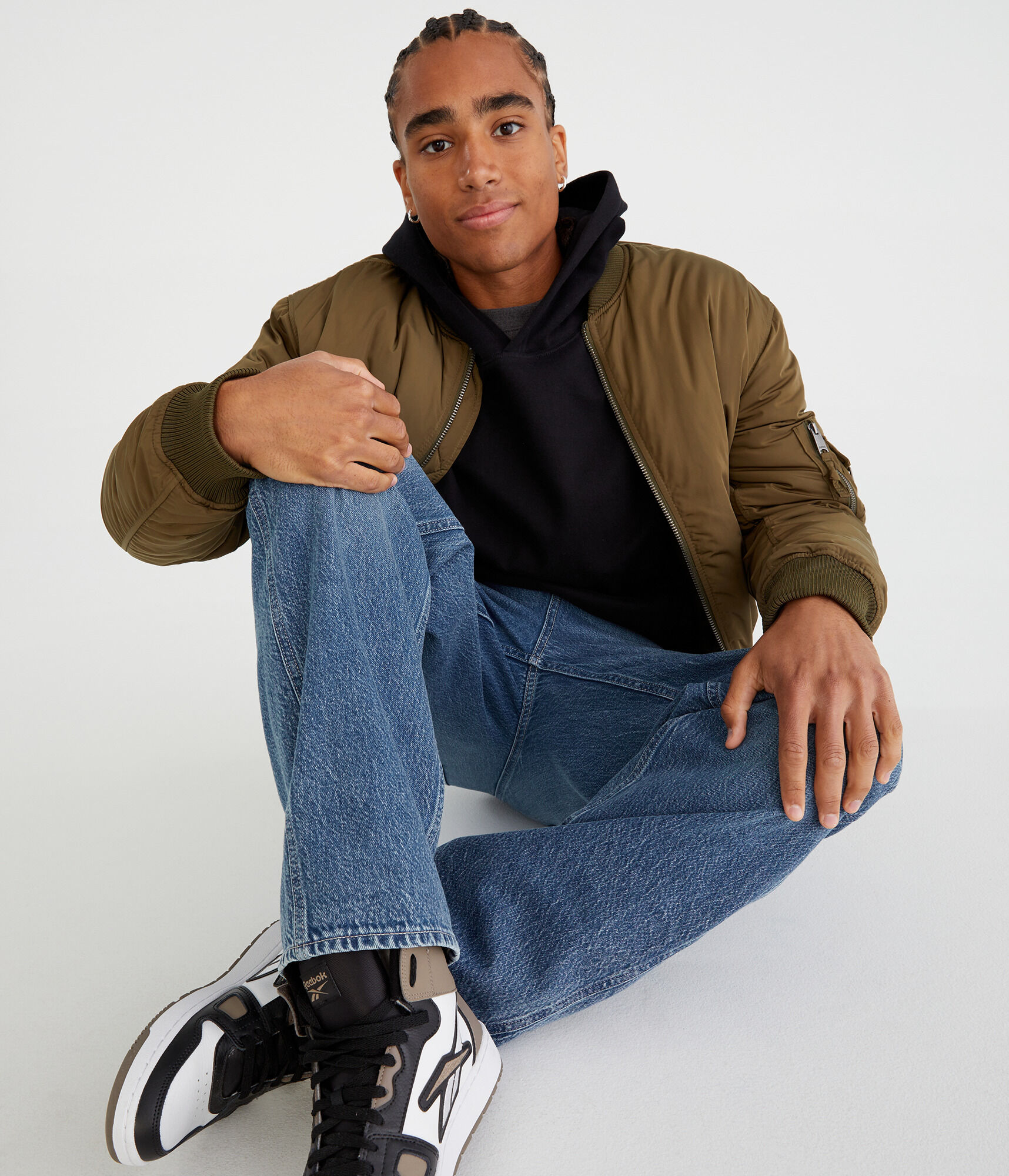 Aero Solid Pullover Hoodie