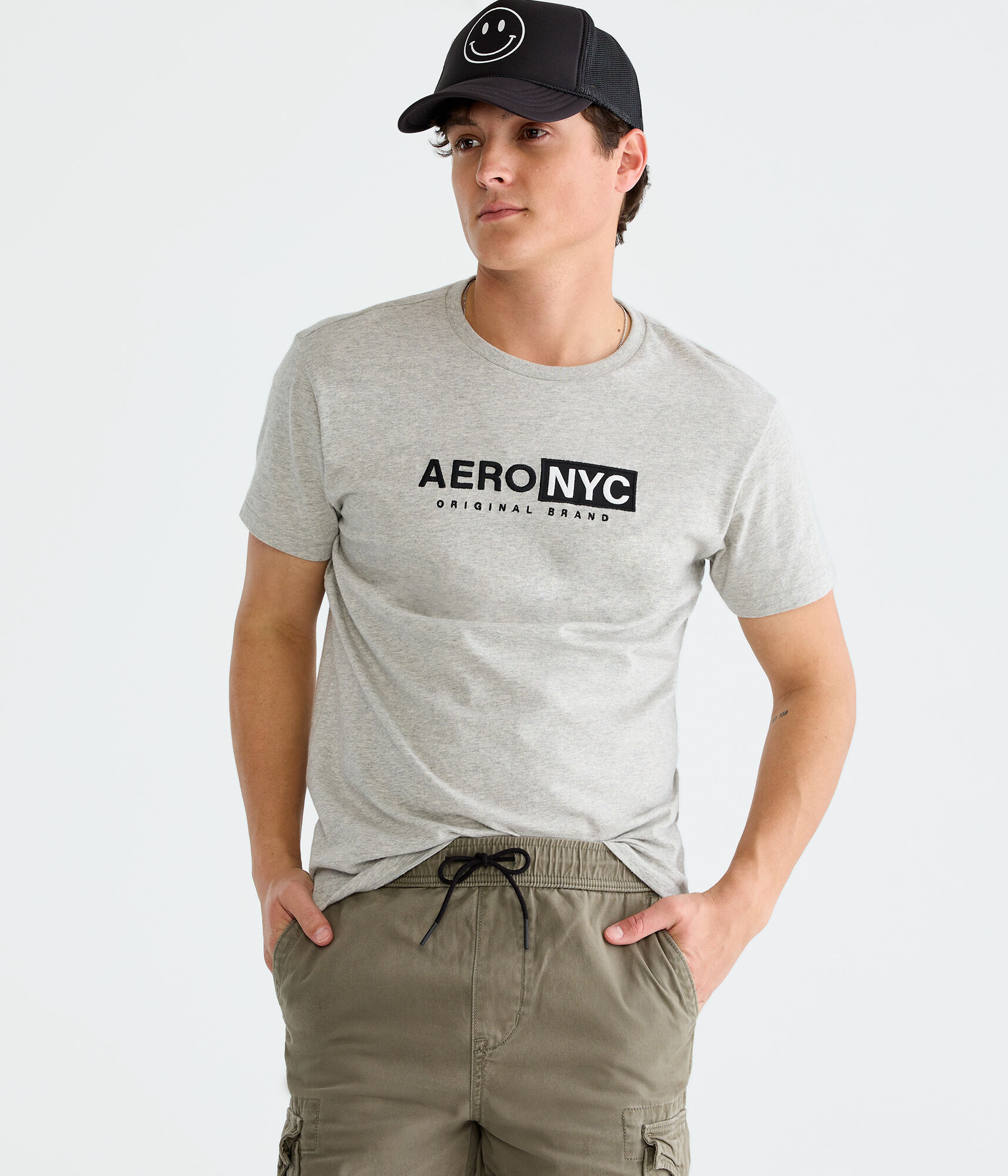 Aero NYC Box Logo Appliqu&eacute; Graphic Tee