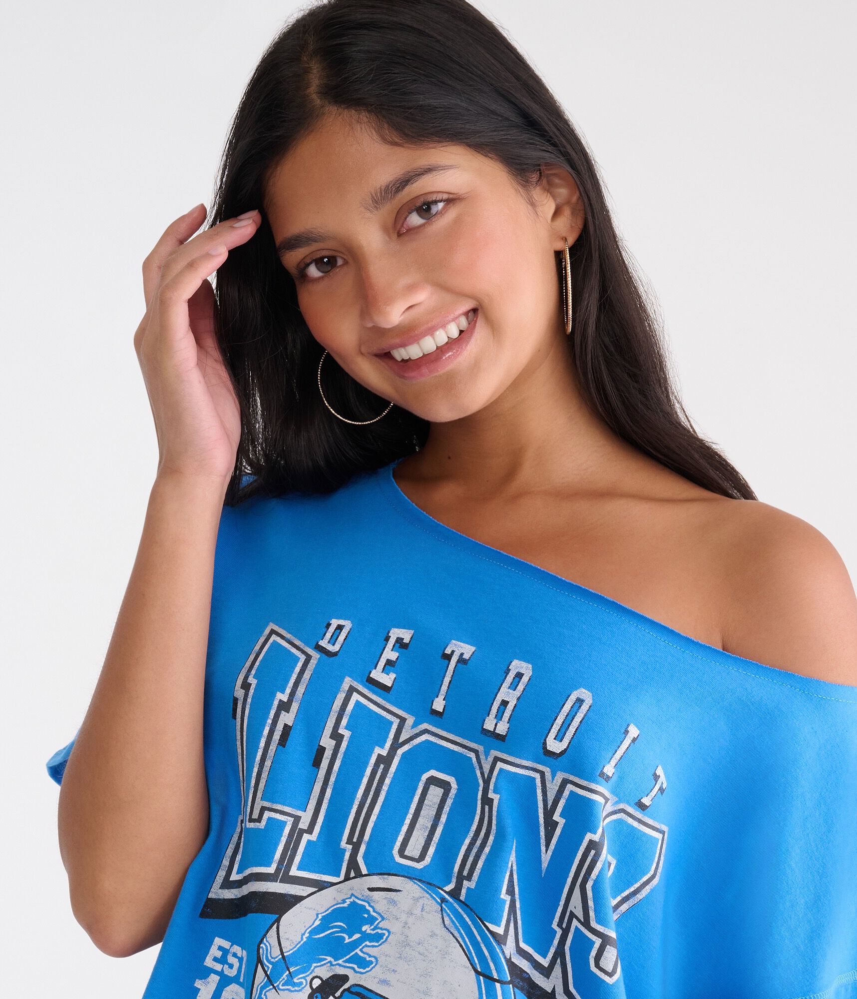 Detroit Lions Off-The-Shoulder Graphic Tee