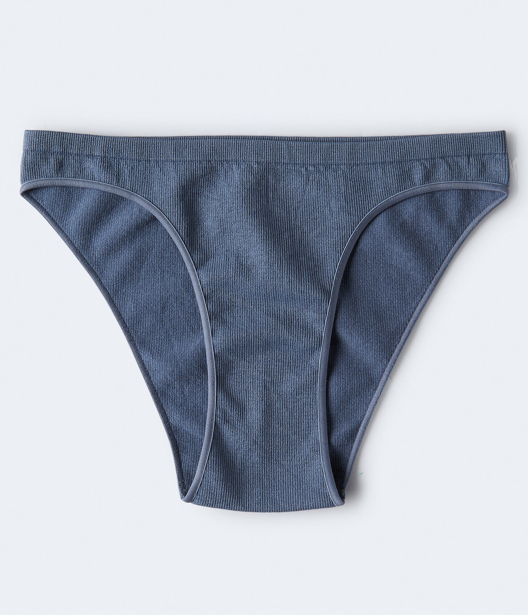 Seamless High-Cut Cheeky