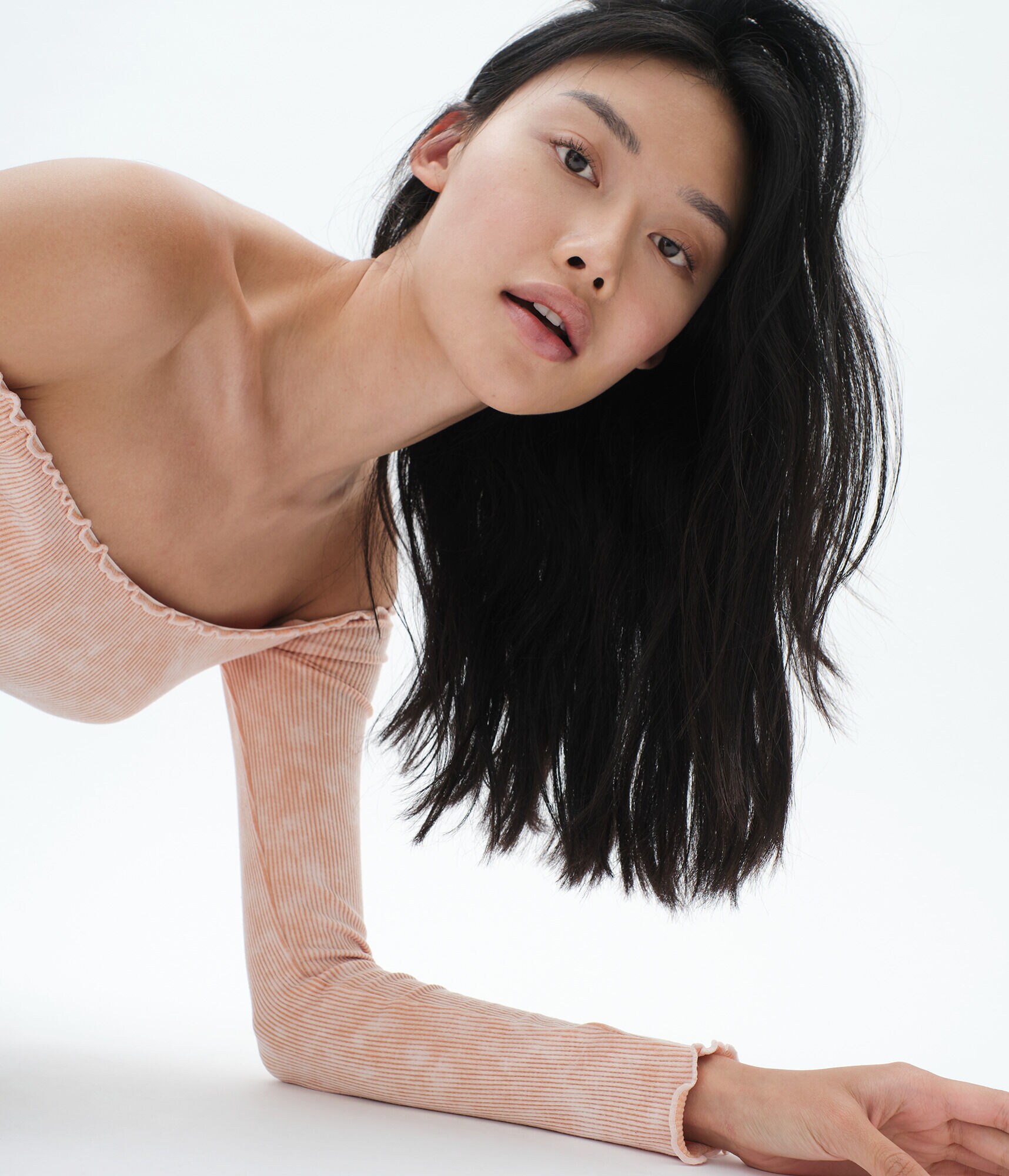 Long Sleeve Seamless Acid Wash Off-The-Shoulder Crop Top