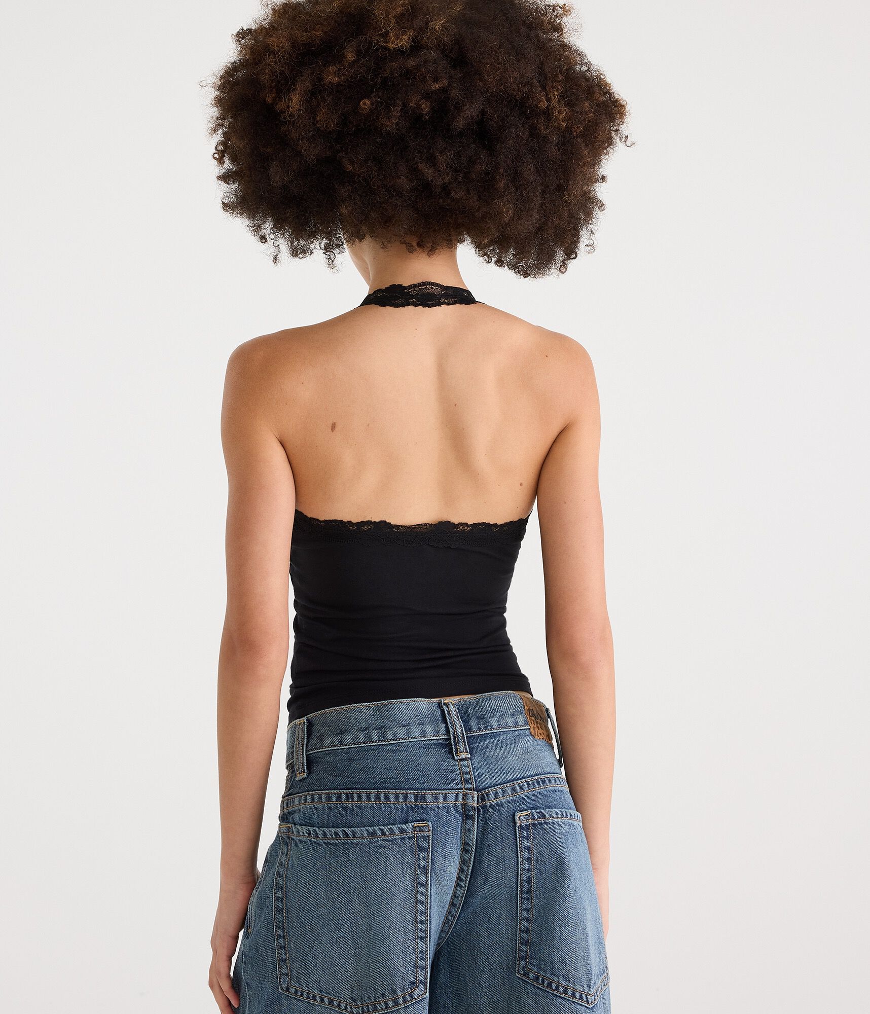 D&eacute;j&agrave; For Aero Lace V-Neck Halter Top