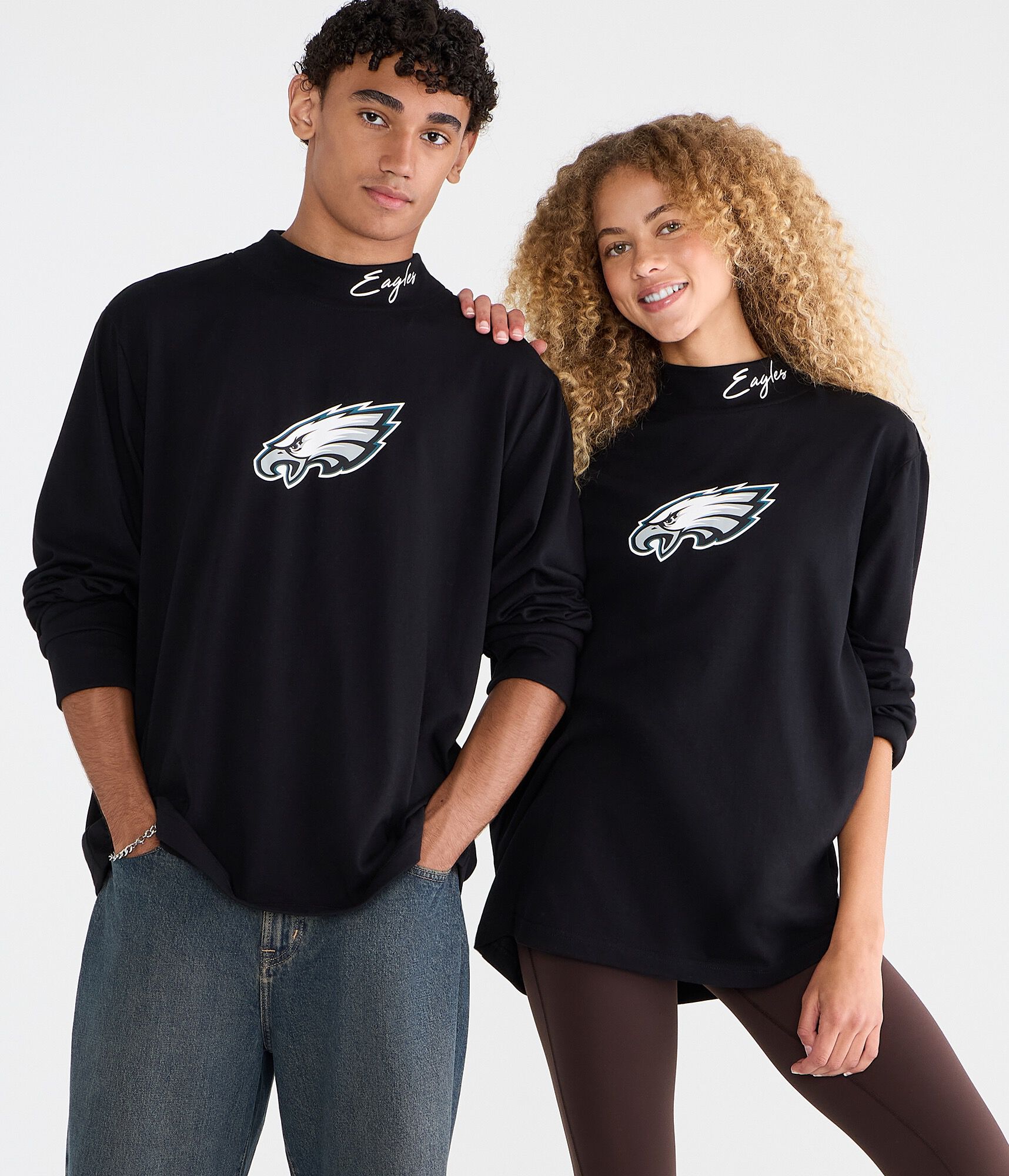 Long Sleeve Philadelphia Eagles Mock-Neck Tee