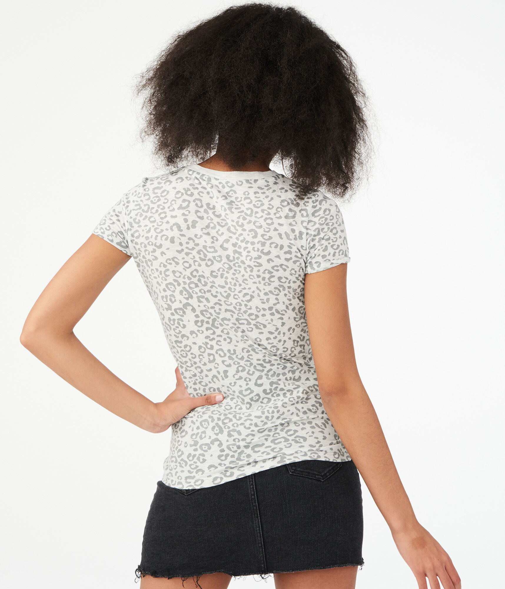 Aero NYC Leopard Graphic Tee