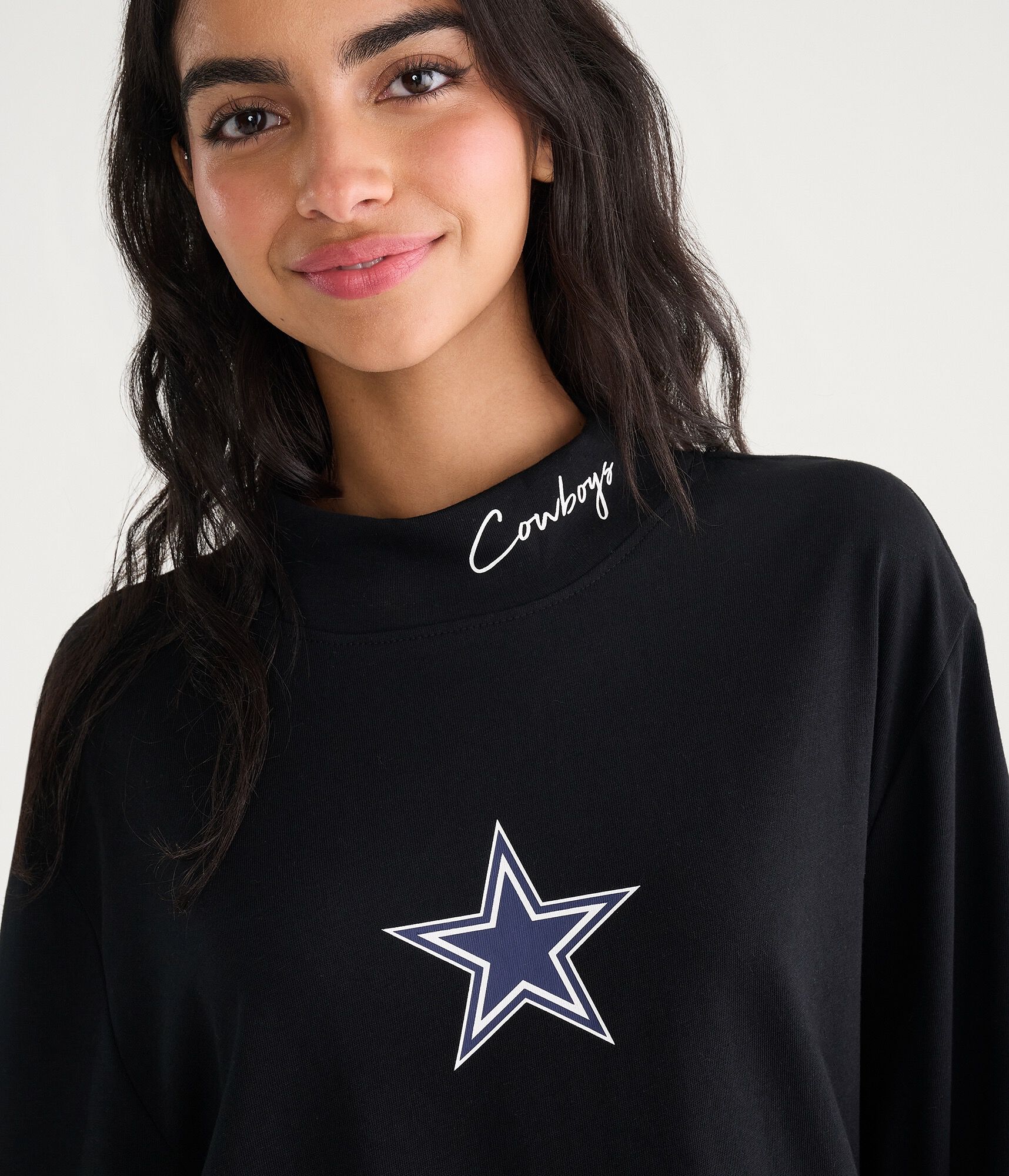 Long Sleeve Dallas Cowboys Mock-Neck Tee