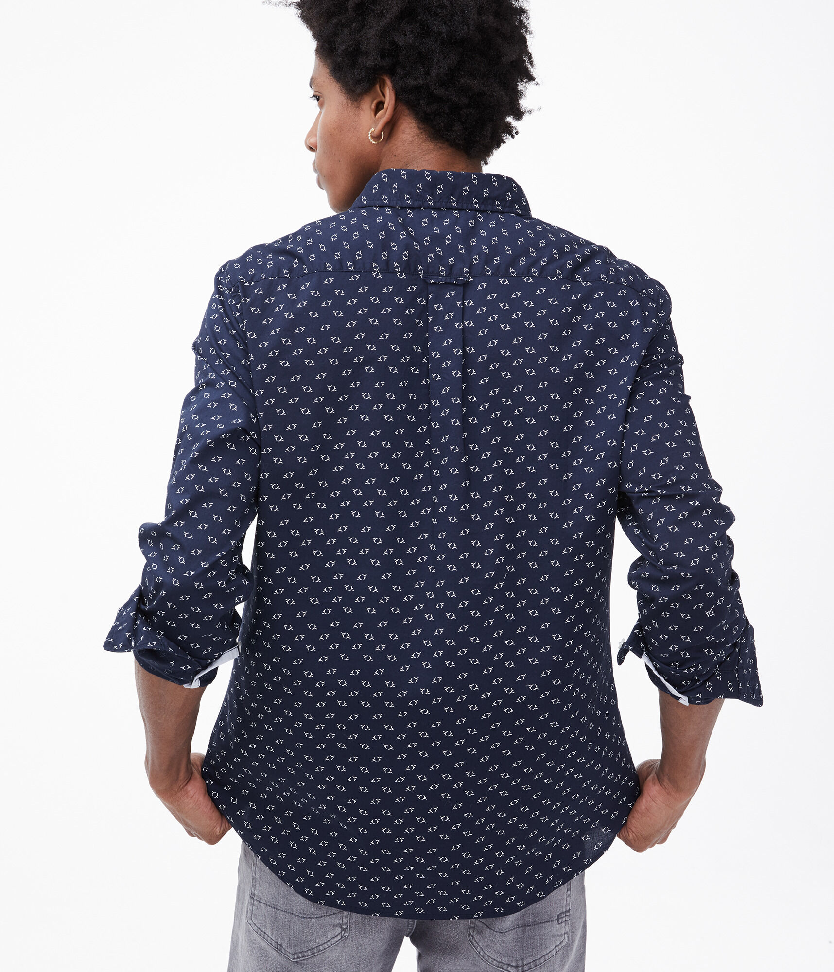 Long Sleeve Geometric Circle Button-Down Shirt