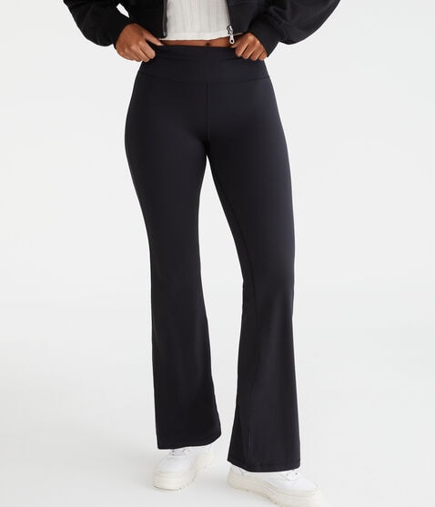 Curvy Air Soft Ultra High-Rise Flare Leggings Curvy Air Soft Ultra High-Rise Flare Leggings