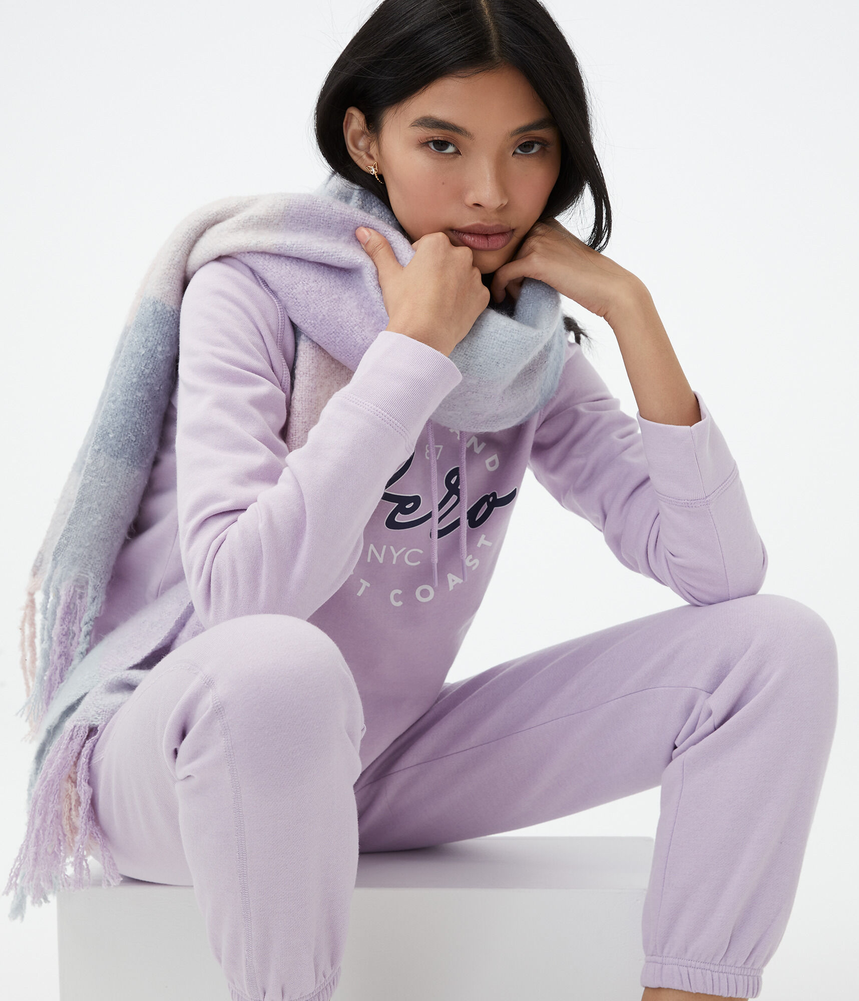 Aero NYC East Coast Pullover Hoodie