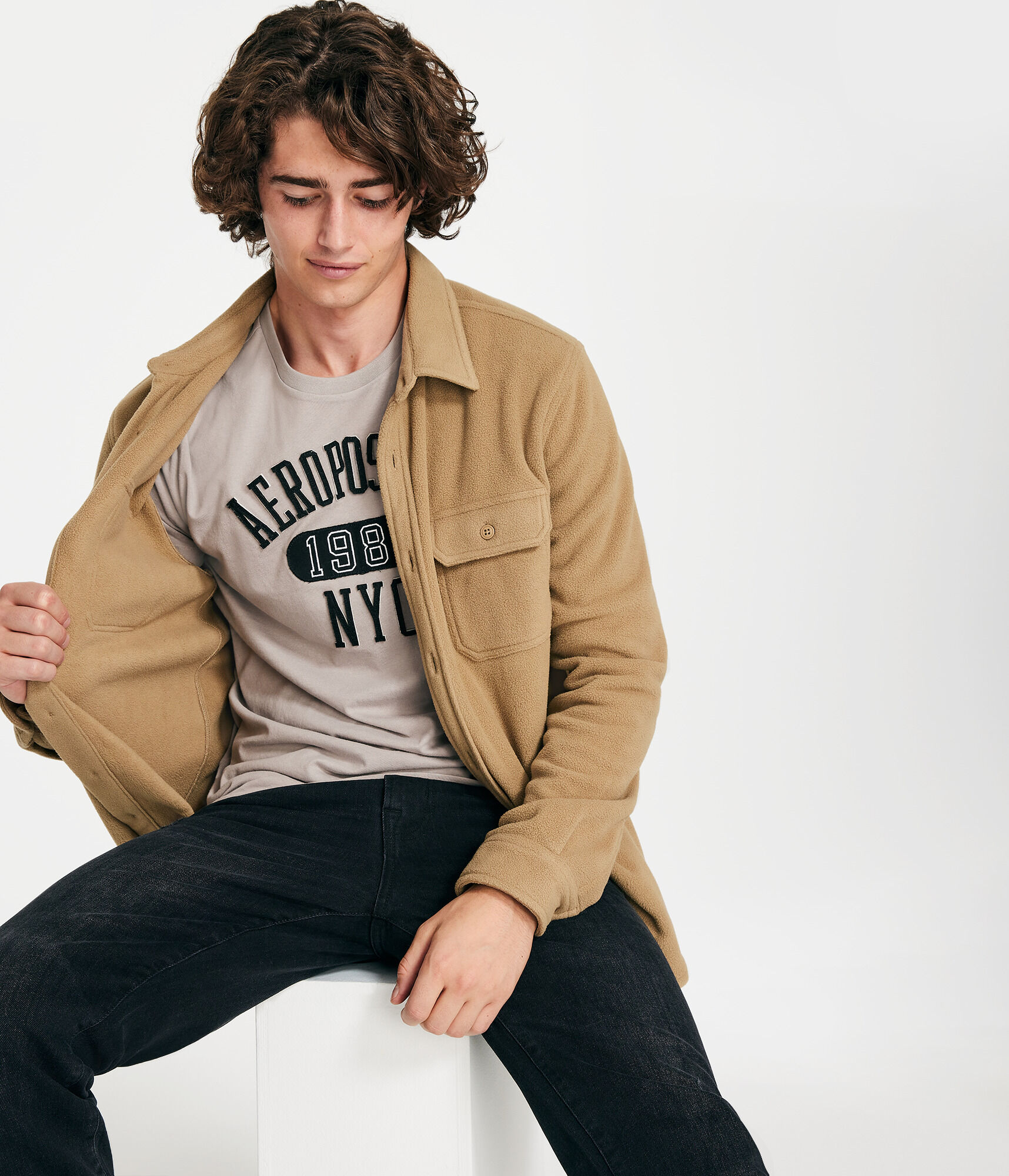 Aeropostale 1987 Arch Appliqu&eacute; Graphic Tee