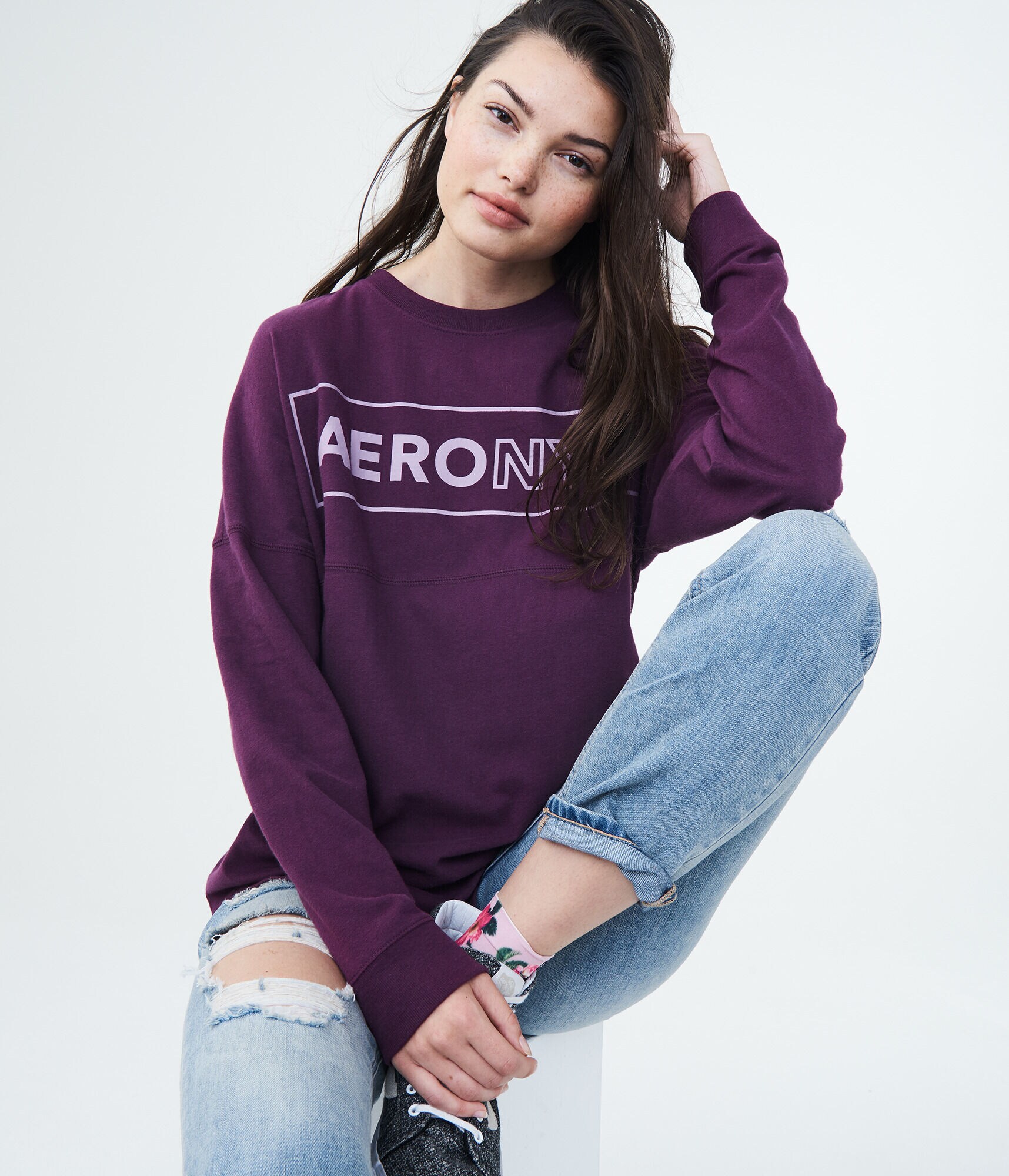 Aero NYC Oversized Logo Graphic Tee
