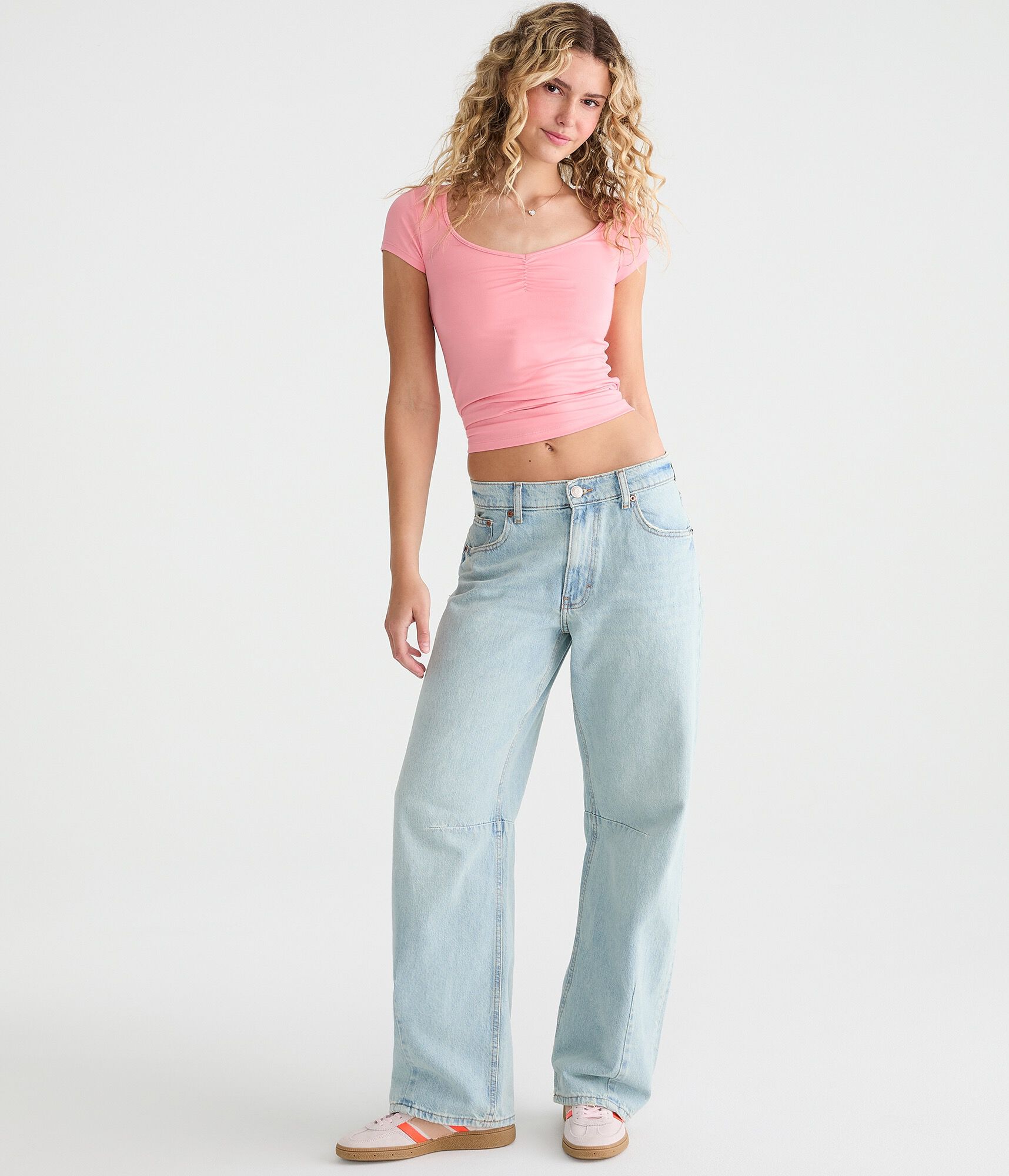 Low-Rise Baggy Barrel Jean