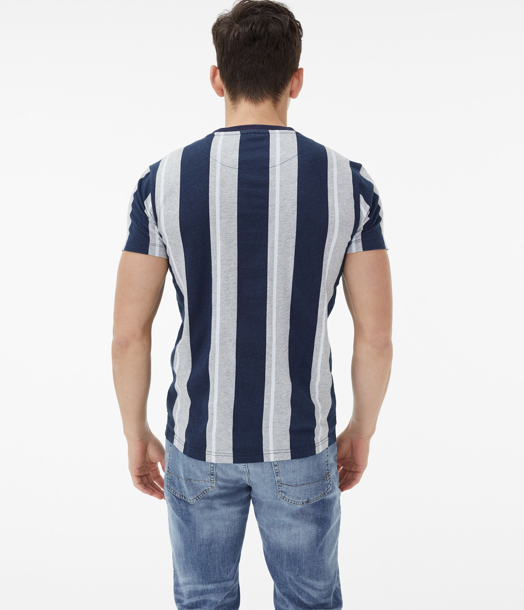 Aero Vertical Stripe Logo Graphic Tee