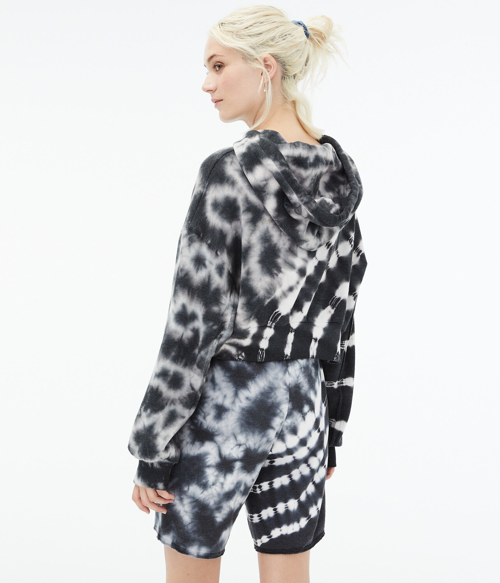 Tie-Dye Cropped Pullover Hoodie