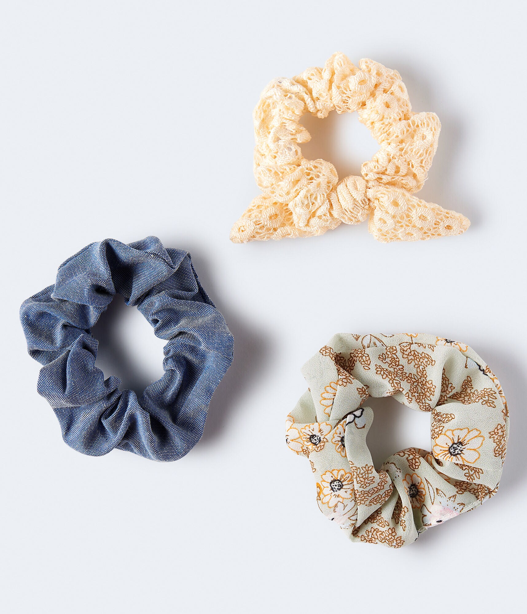 Lace Bow Scrunchie 3-Pack