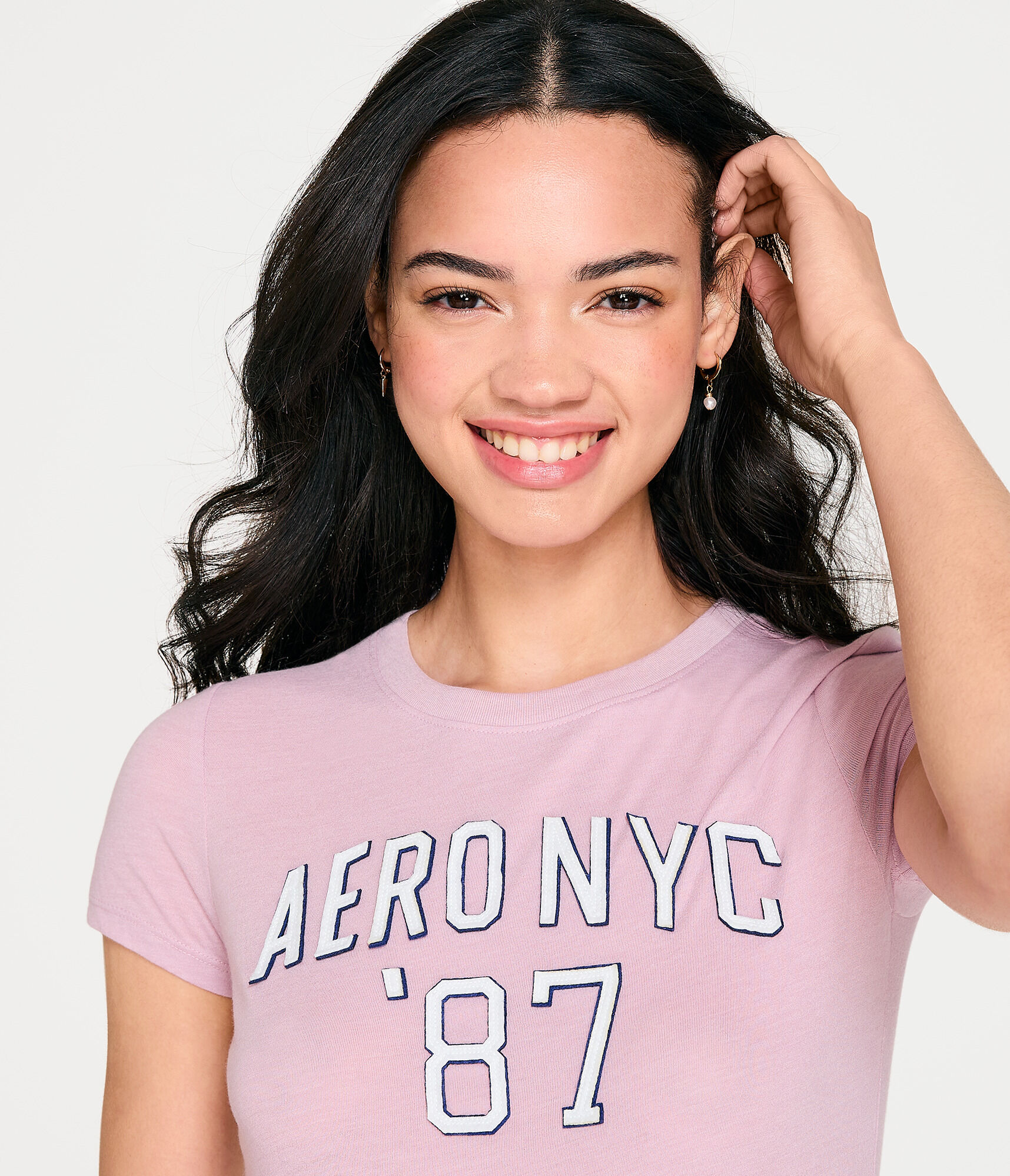 Aero NYC 87 Appliqu&eacute; Graphic Tee