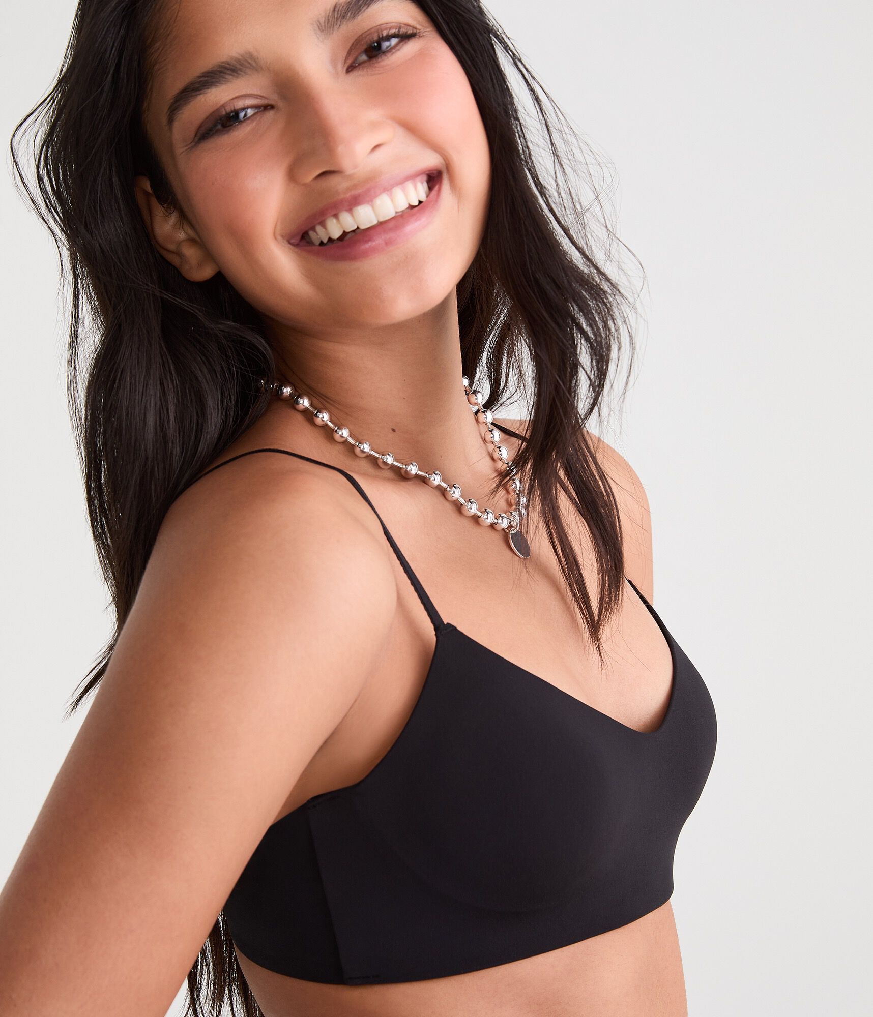 Seriously Soft Contour V-Neck Bra