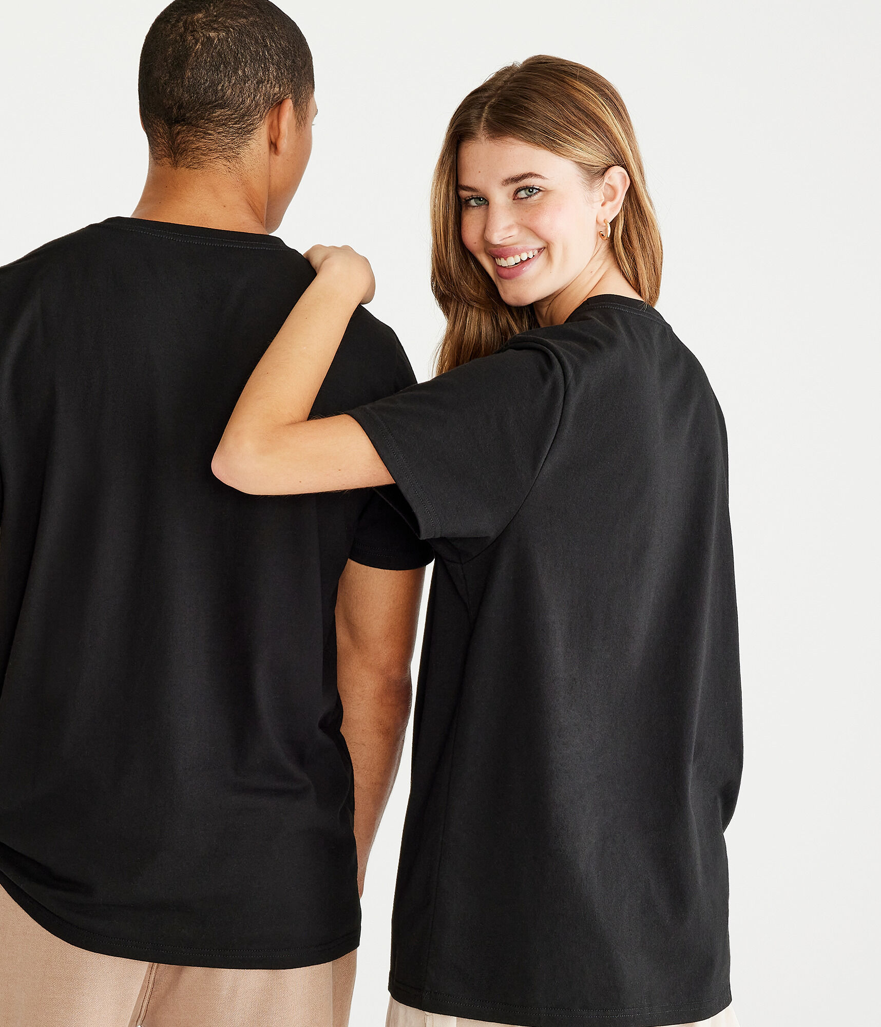 Peanuts&reg; | A&eacute;ropostale Snoopy Sweater Logo Graphic Tee