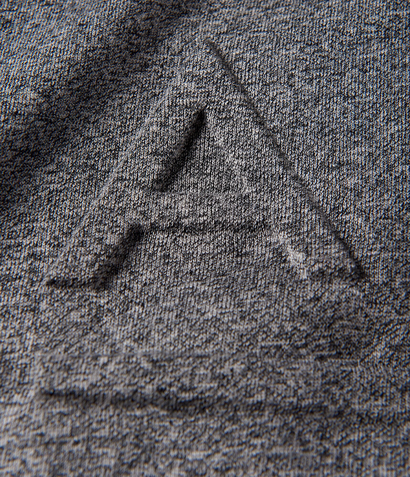 Embossed Aero 1987 Graphic Tee