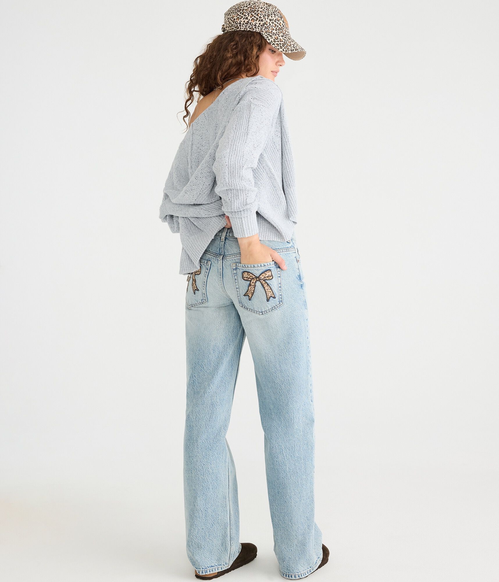Low-Rise Baggy Wide Leg Leopard Bow Jean