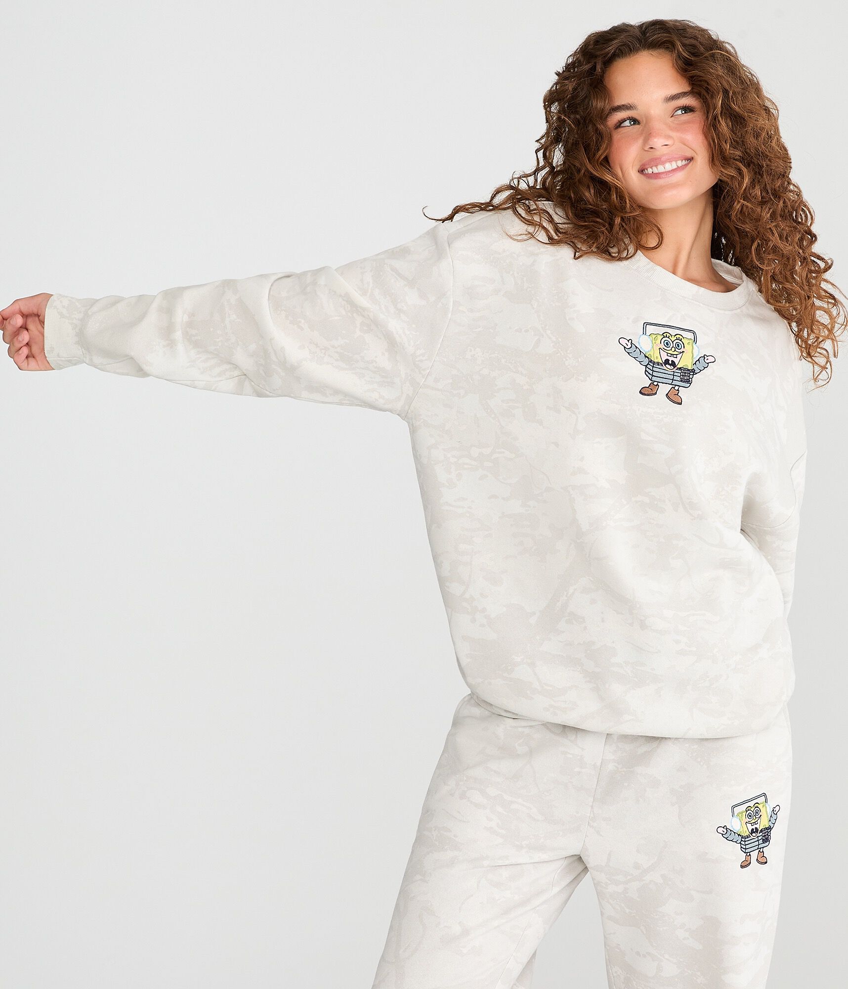SpongeBob x Aero Forest Camo Chilly Crew Sweatshirt