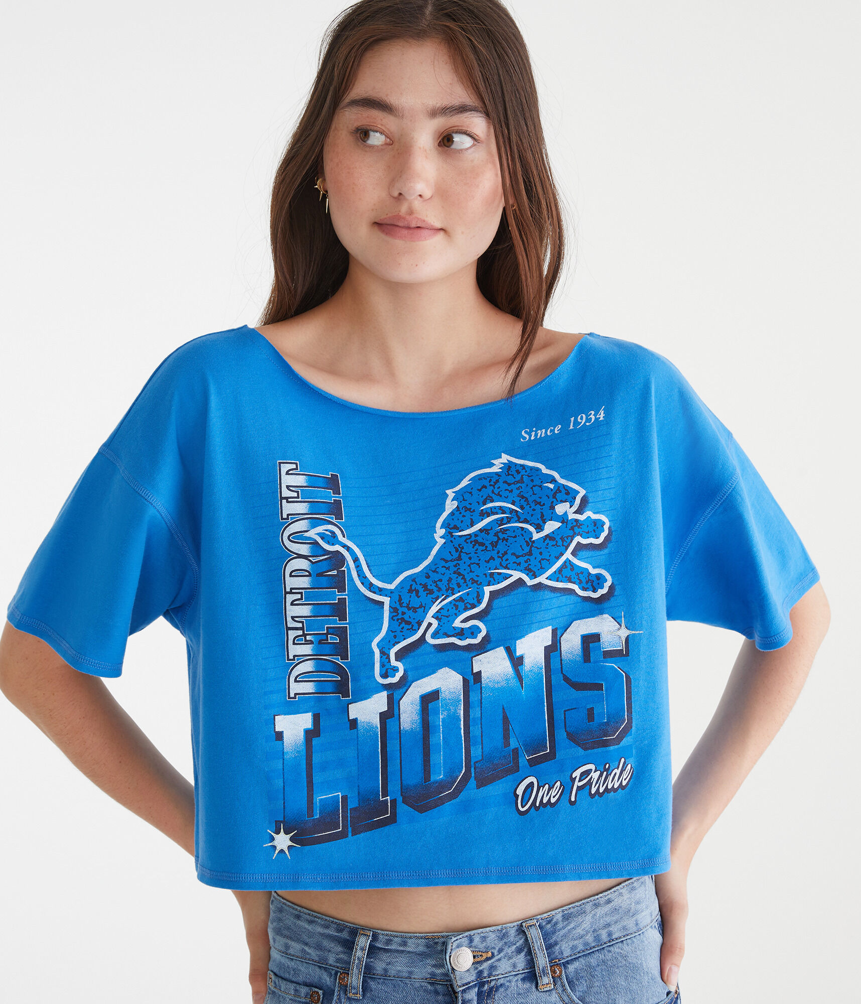Detroit Lions Cropped Off-The-Shoulder Graphic Tee