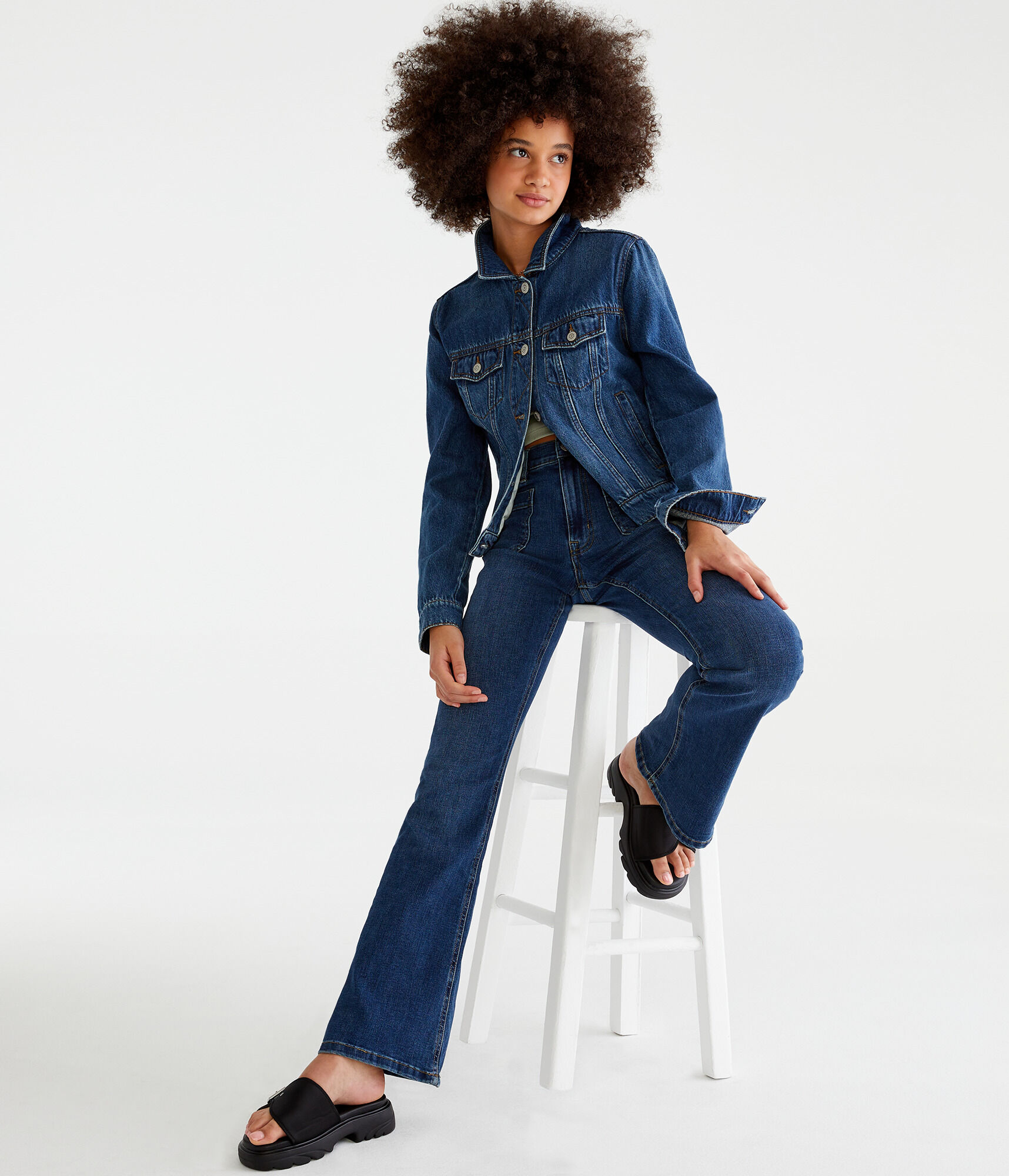High-Rise Flare Metasoft Jean