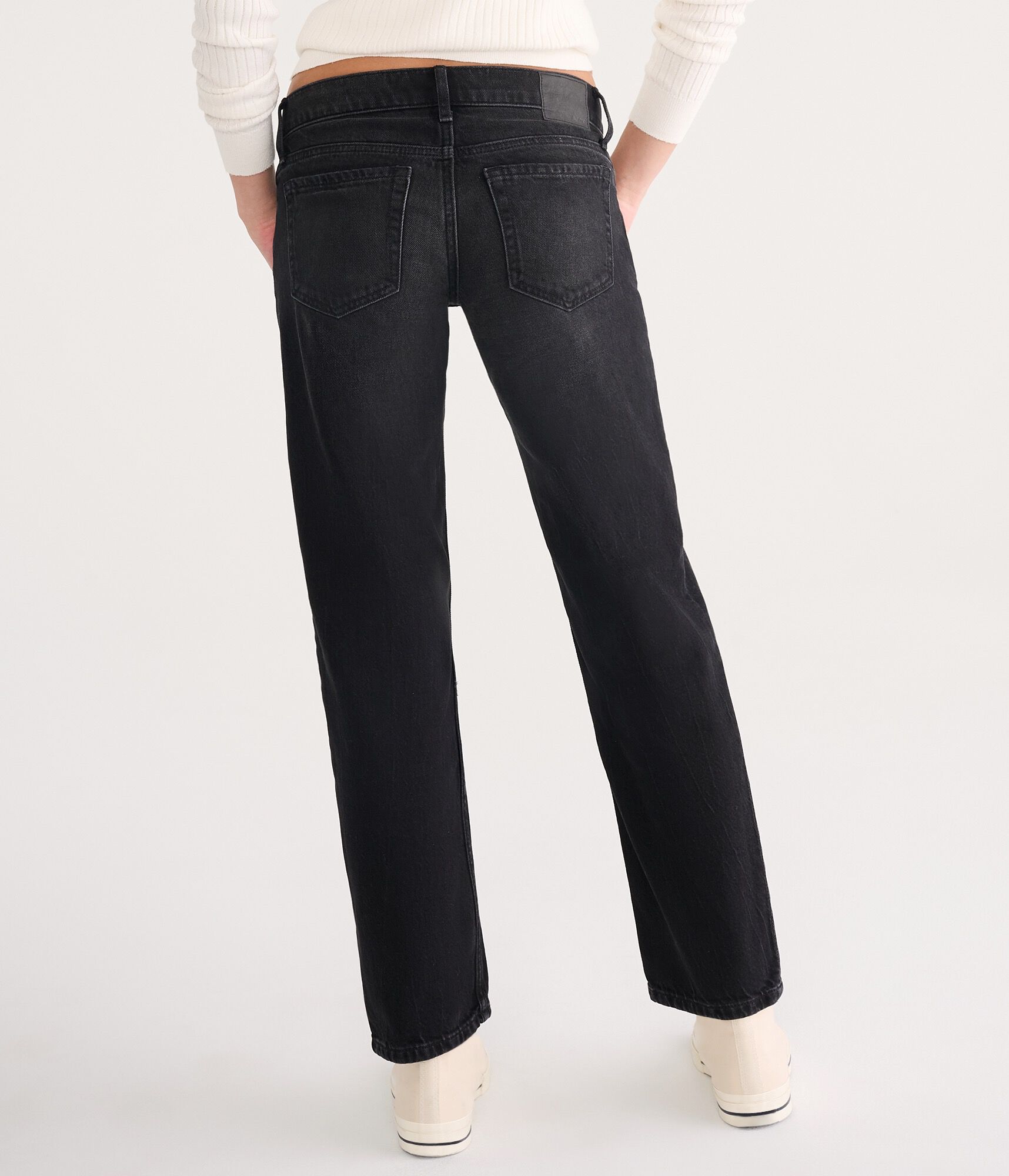 Super Low-Rise Straight Jean