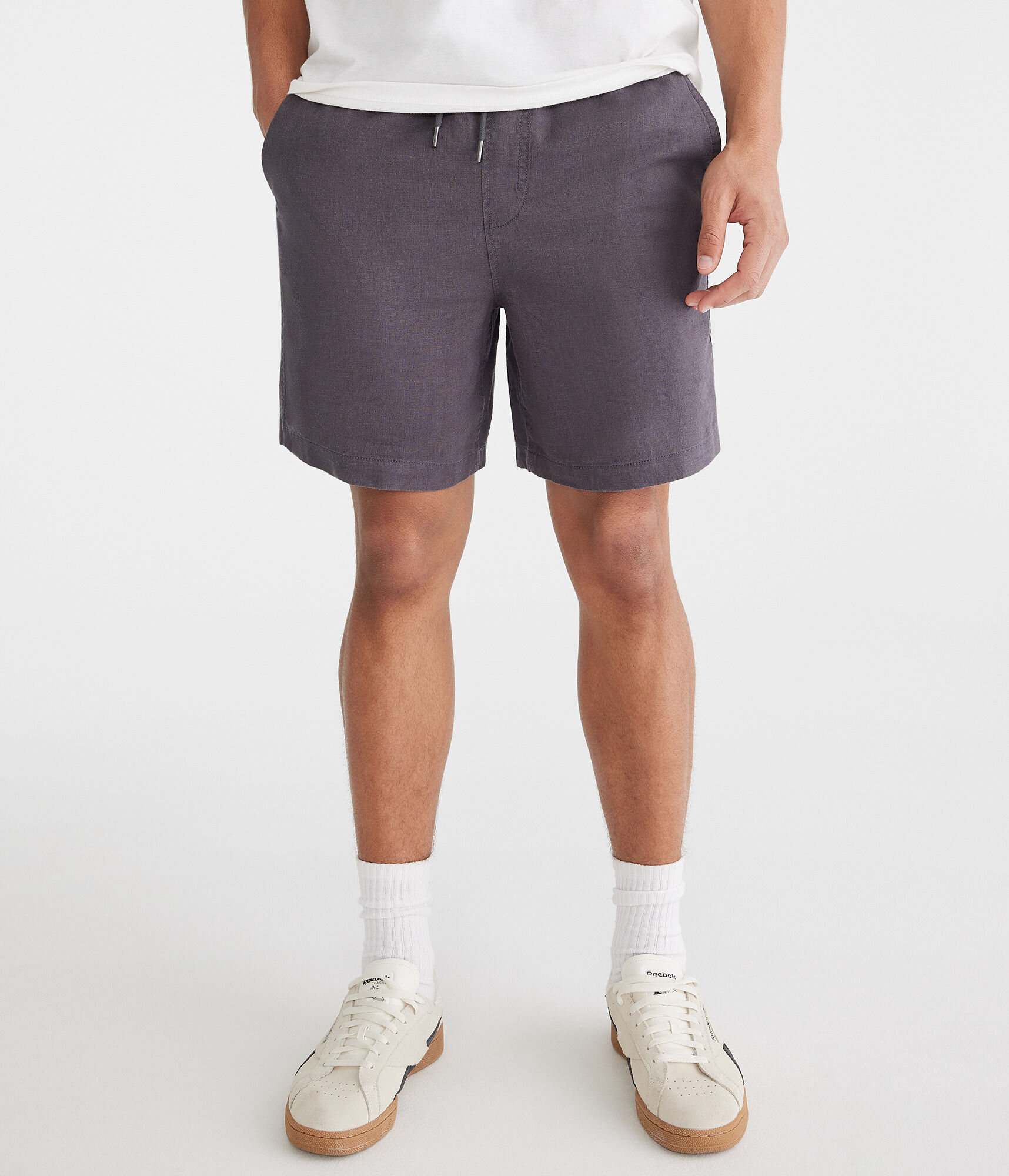Solid Linen Shorts 7"