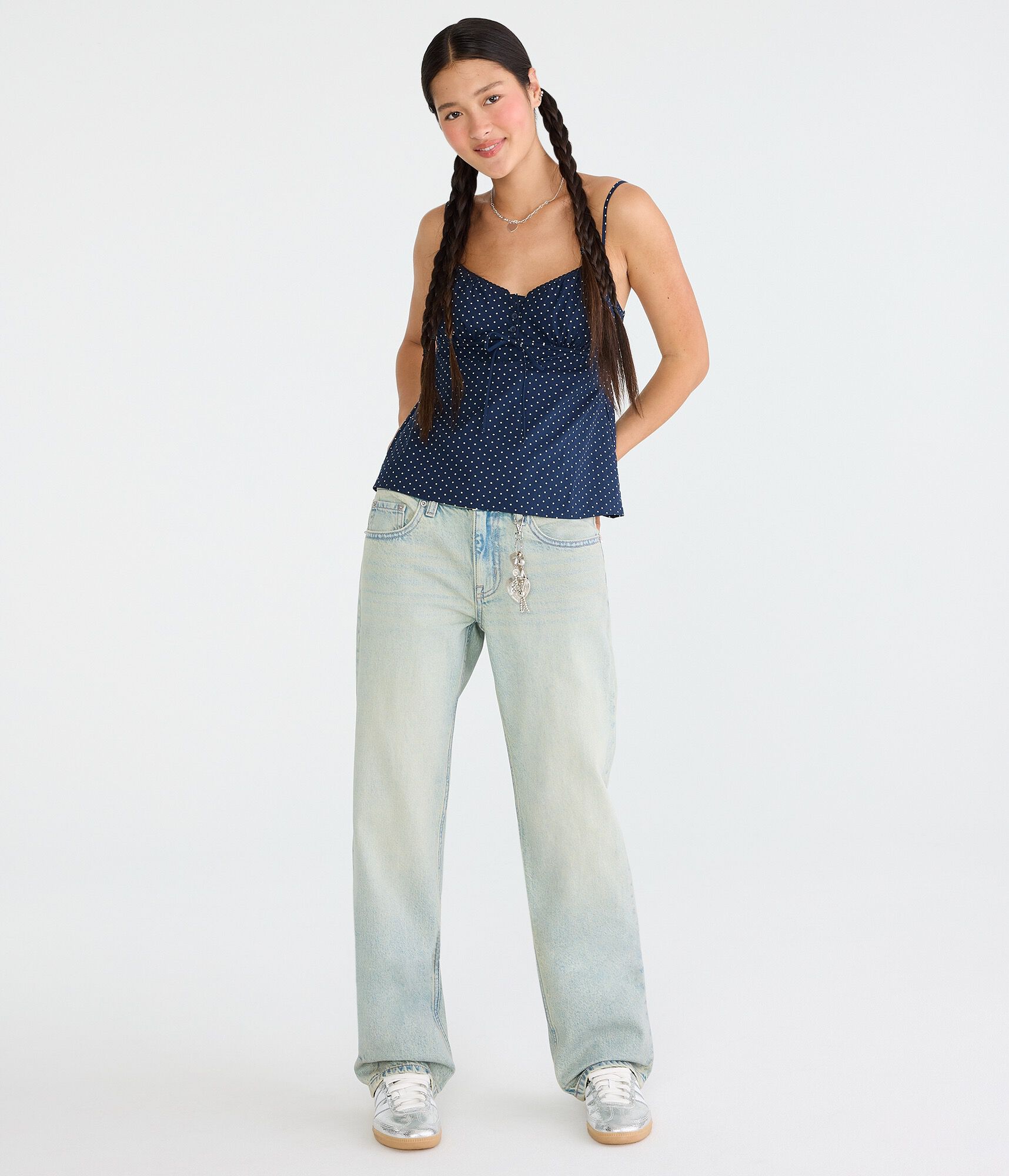 Low-Rise Baggy Jean