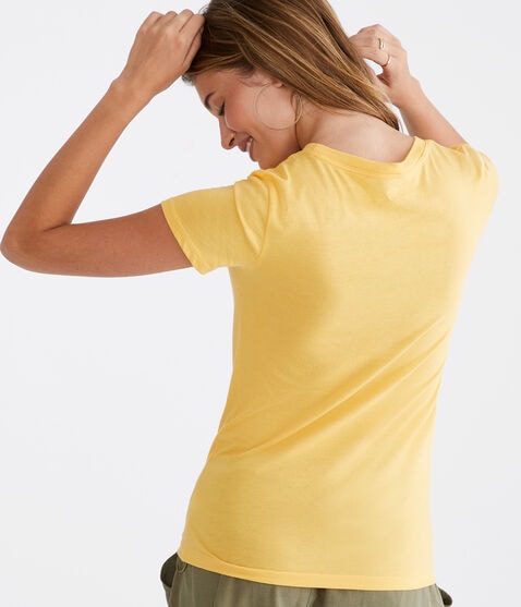 Daisy Circle Flocked Graphic Tee Daisy Circle Flocked Graphic Tee