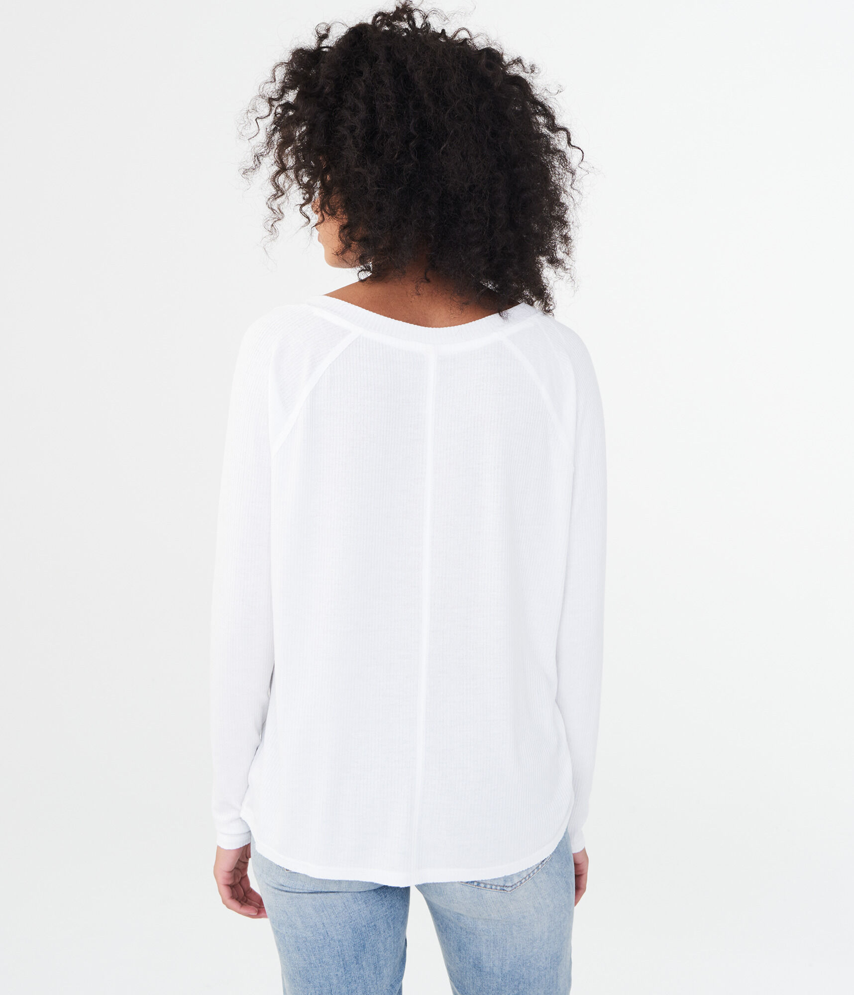 Long Sleeve Solid Rib-Knit V-Neck Tee