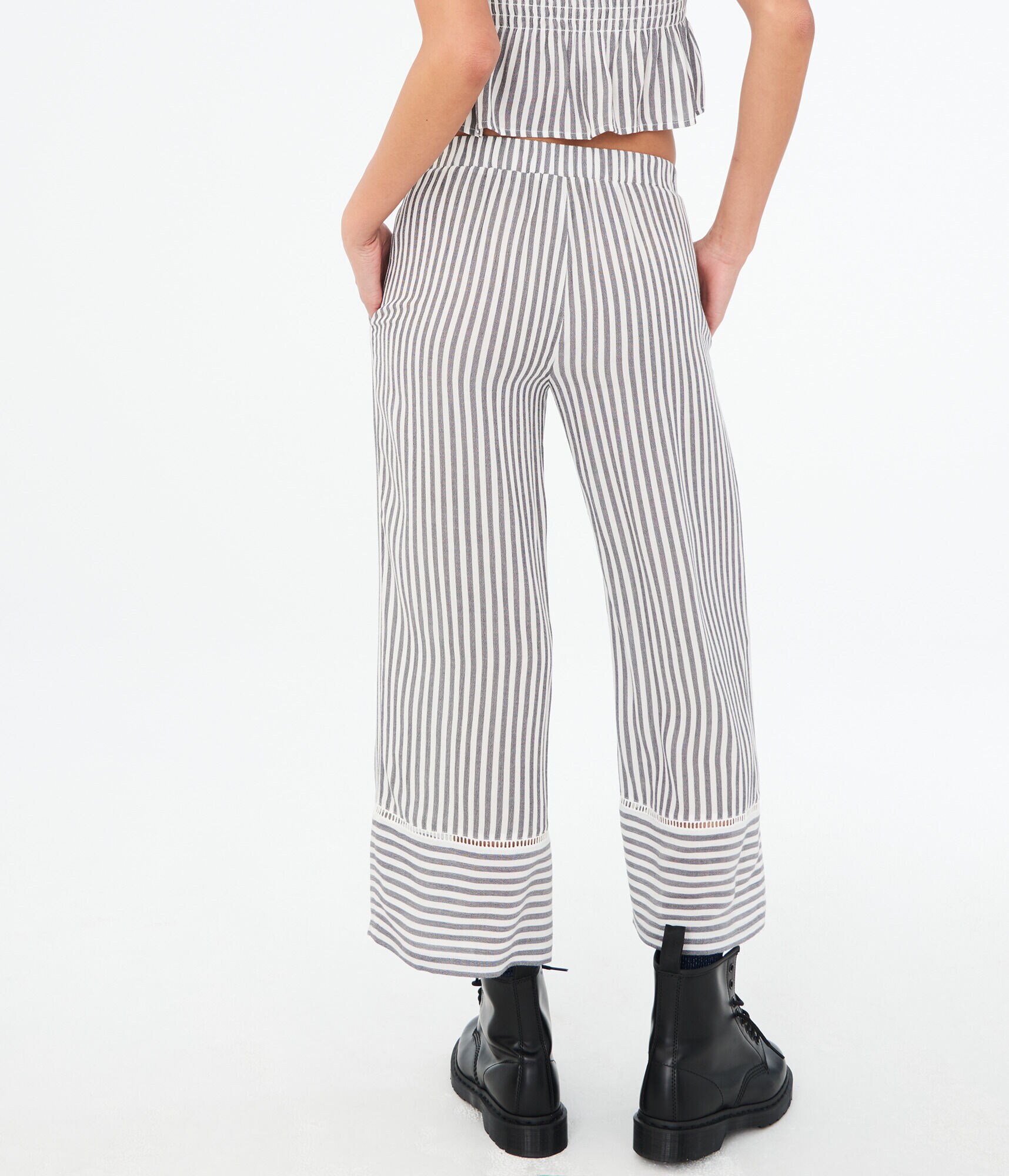 Striped Wide-Leg Crop Pants