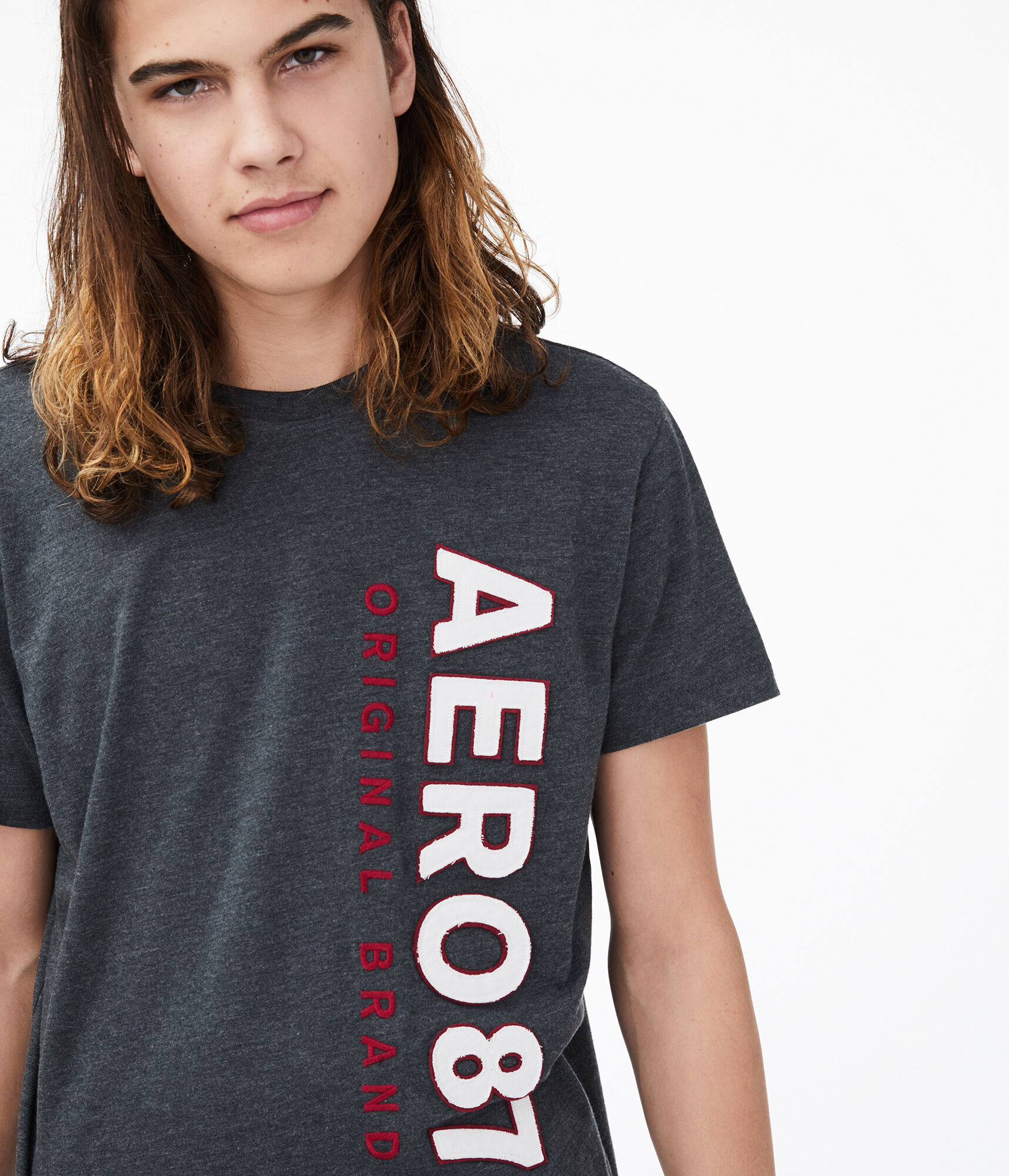 Vertical Aero 87 Appliqu&eacute; Graphic Tee