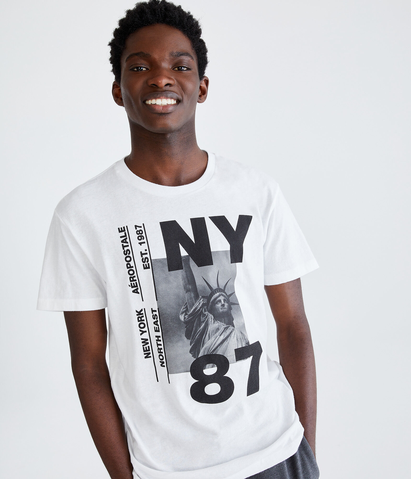 Statue of Liberty Graphic Tee