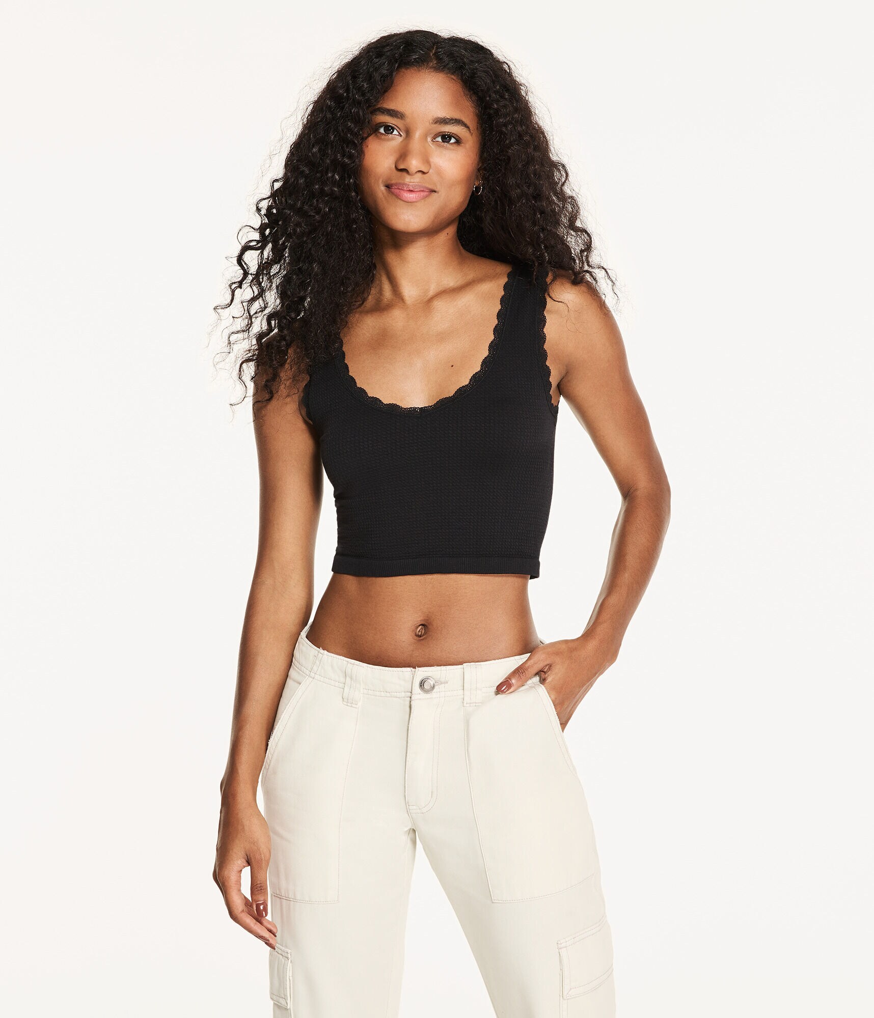 Wear 3 Ways Seamless Lace-Trim Cropped Tank