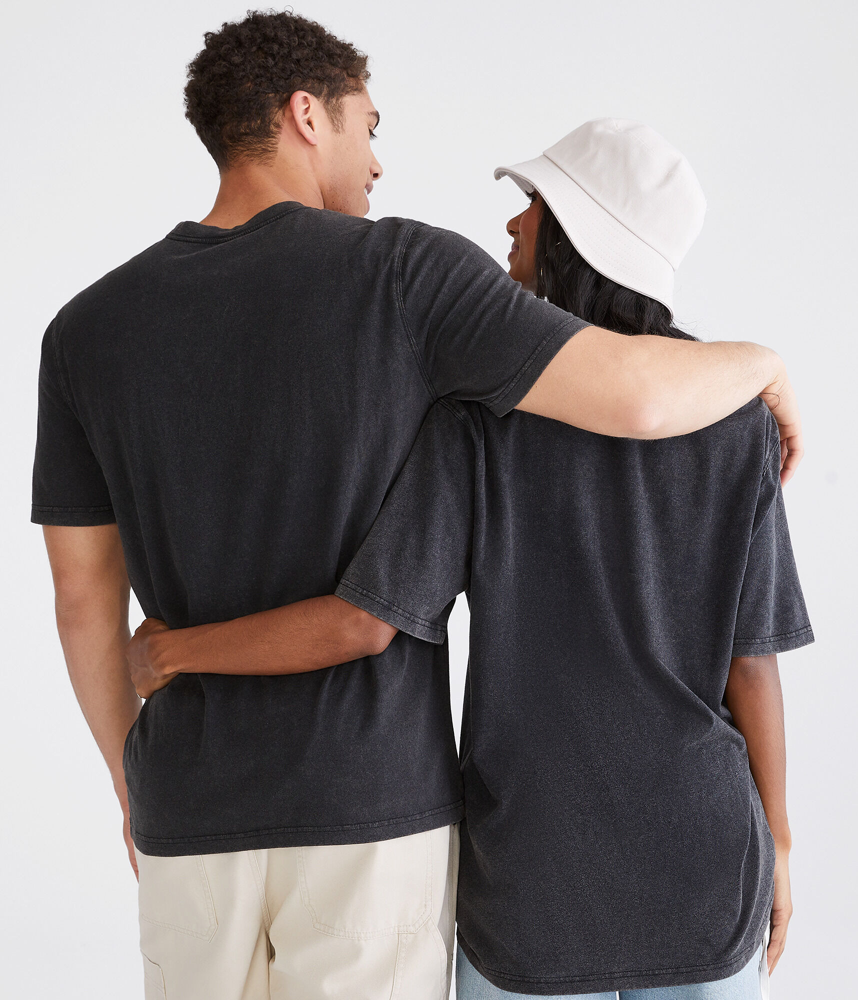 New York Knicks Smiley Relaxed Graphic Tee