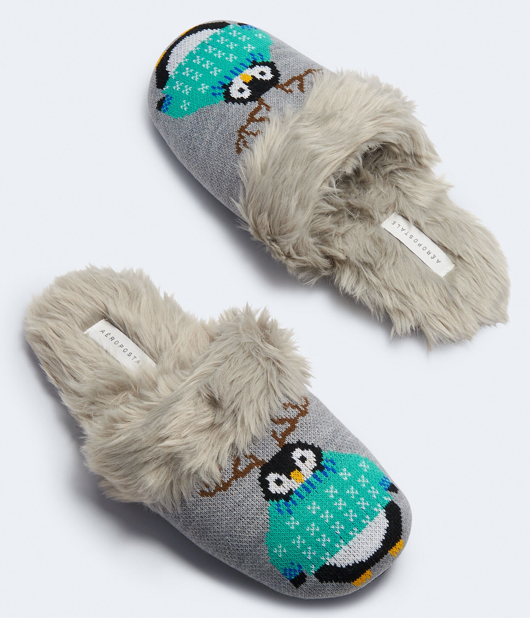 Knit Penguin Slipper***