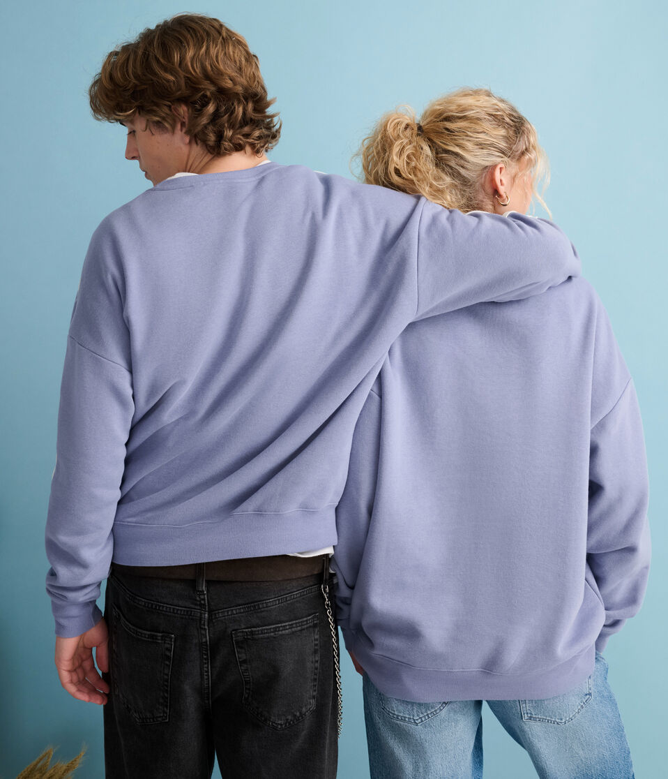 Peanuts® | Aéropostale Western Snoopy Woodstock Hugs Crew Sweatshirt