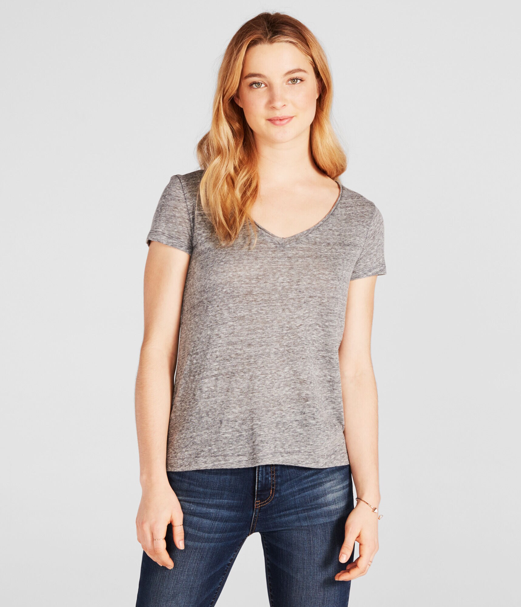 Solid Hampton V-Neck Tee