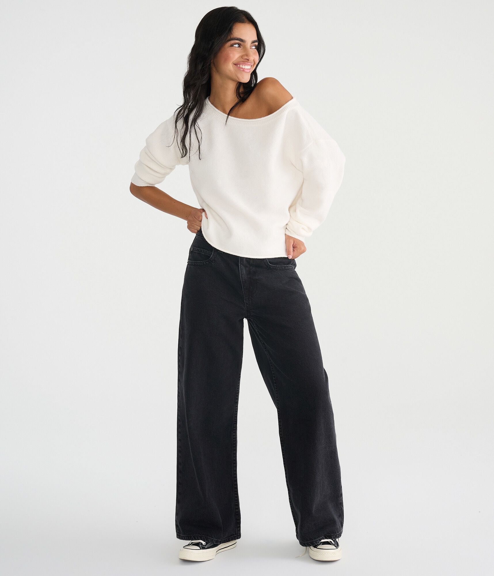 Low-Rise Super Baggy Jean